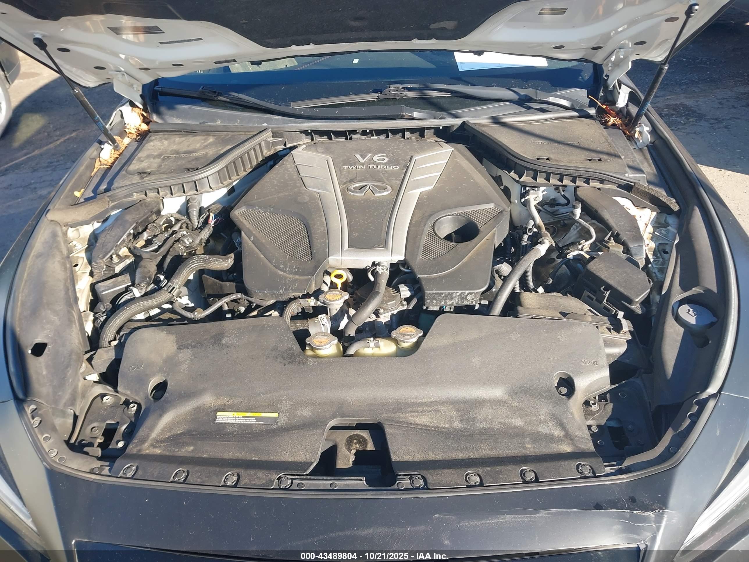 INFINITI Q50 image 10