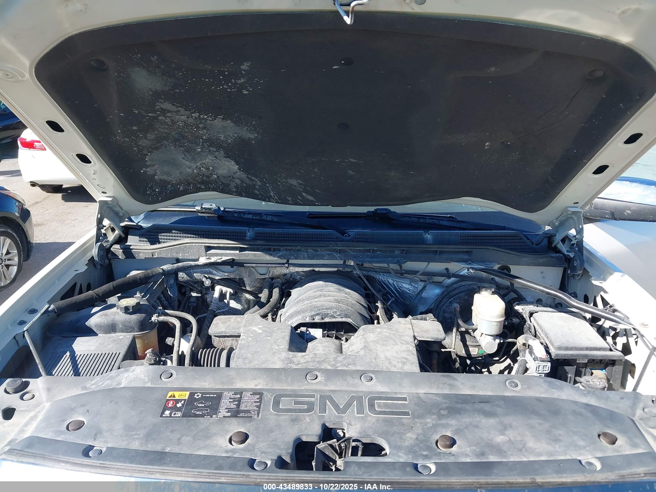 GMC SIERRA image 10