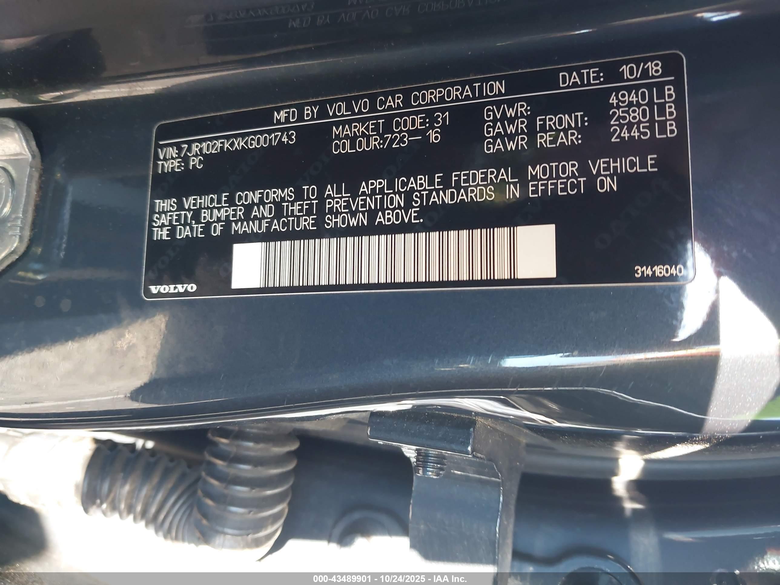 VOLVO S60 image 9