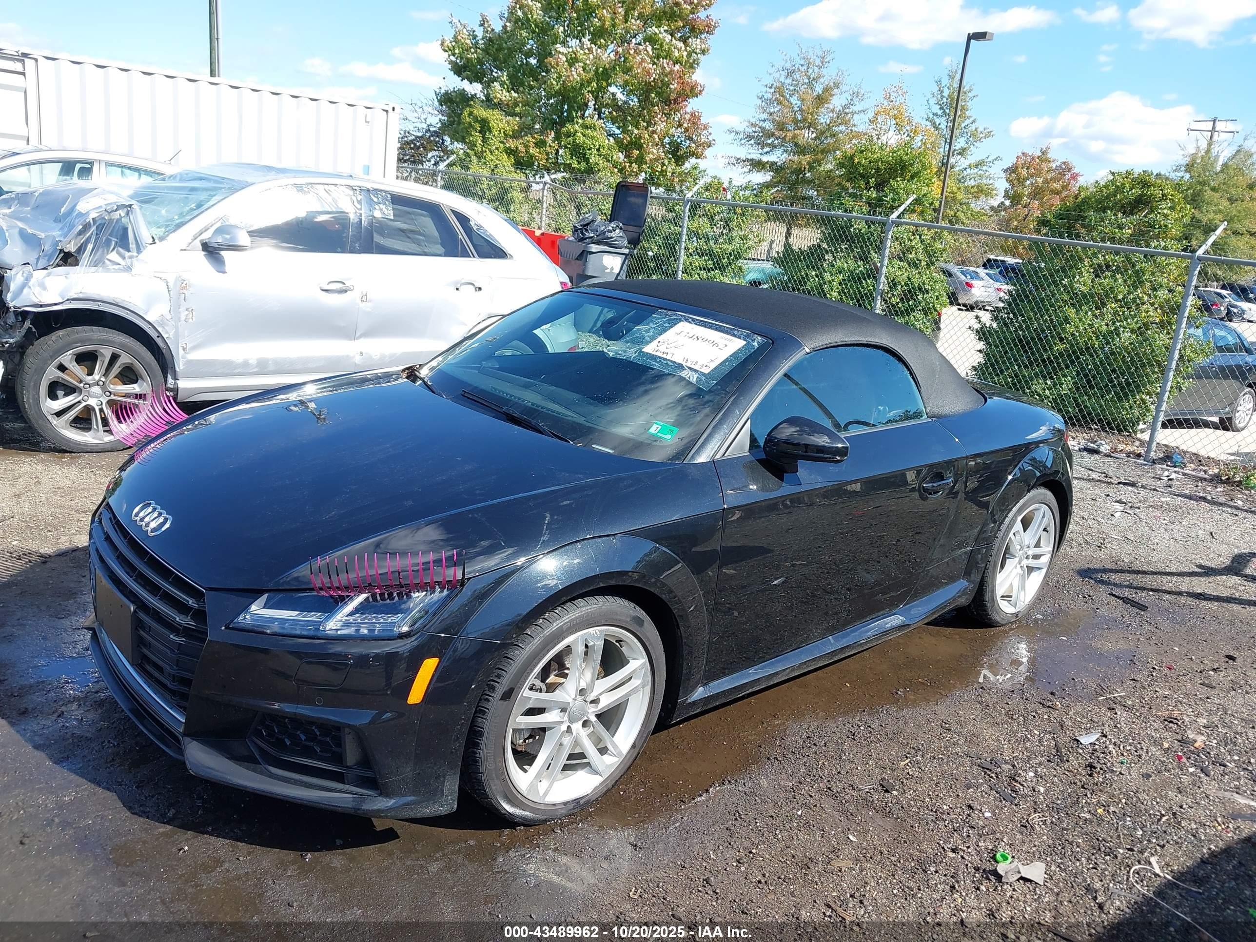 AUDI TT image 2