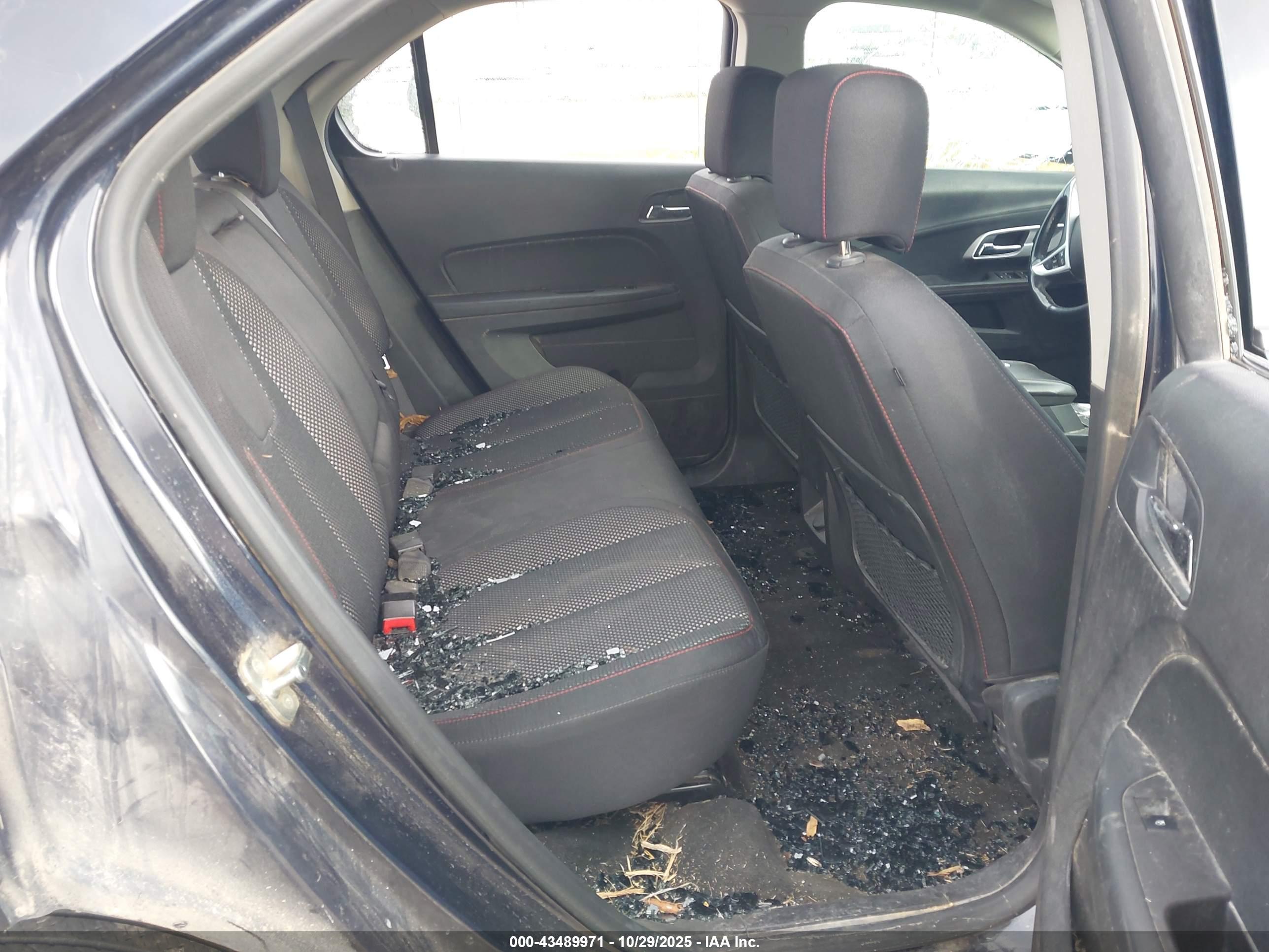 CHEVROLET EQUINOX image 8