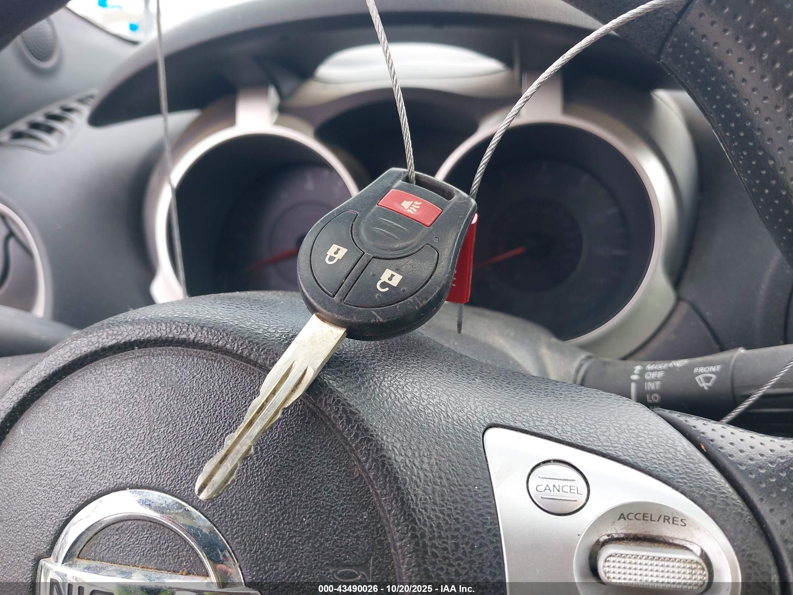 NISSAN JUKE image 11