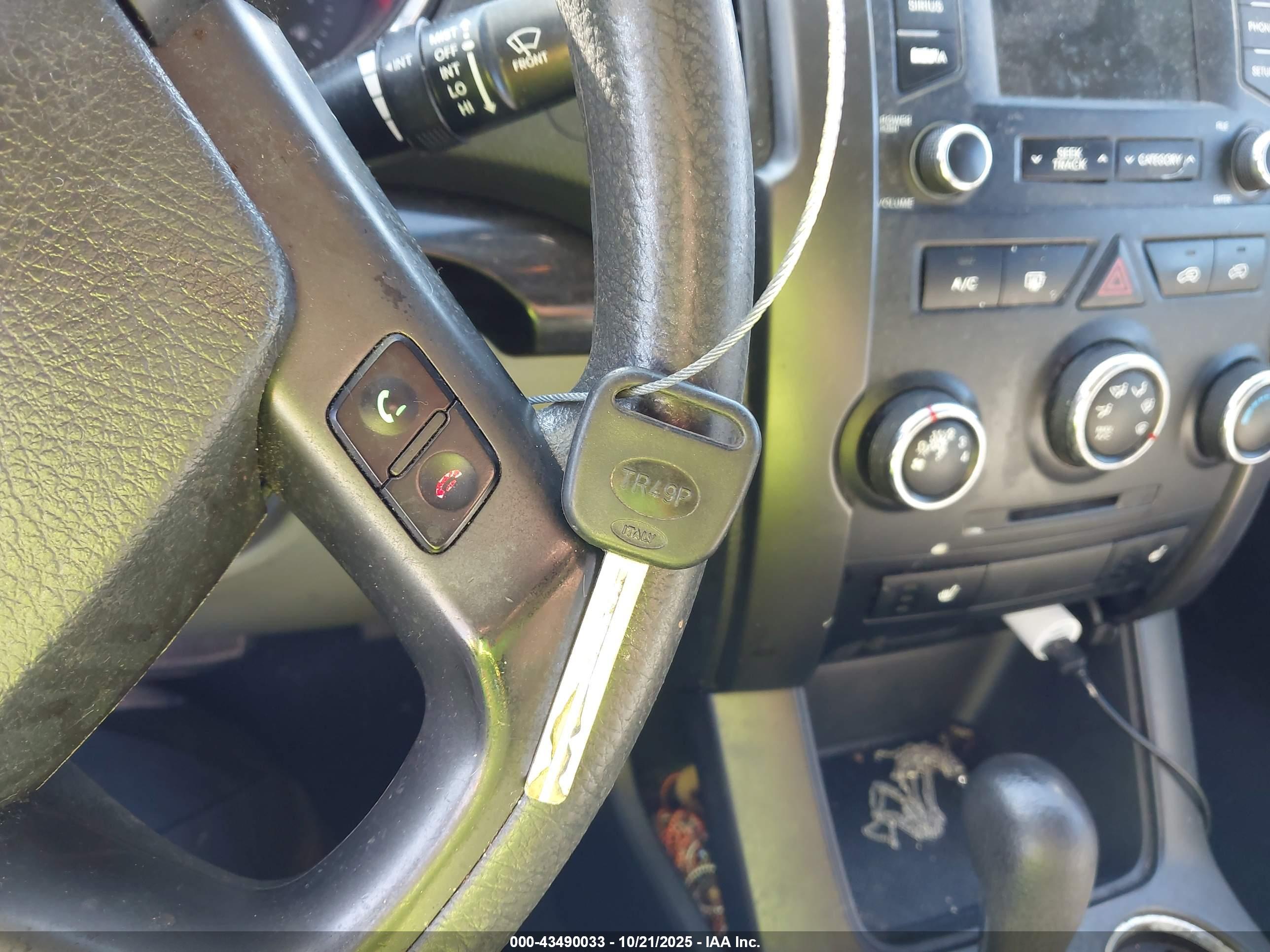 KIA SORENTO image 11