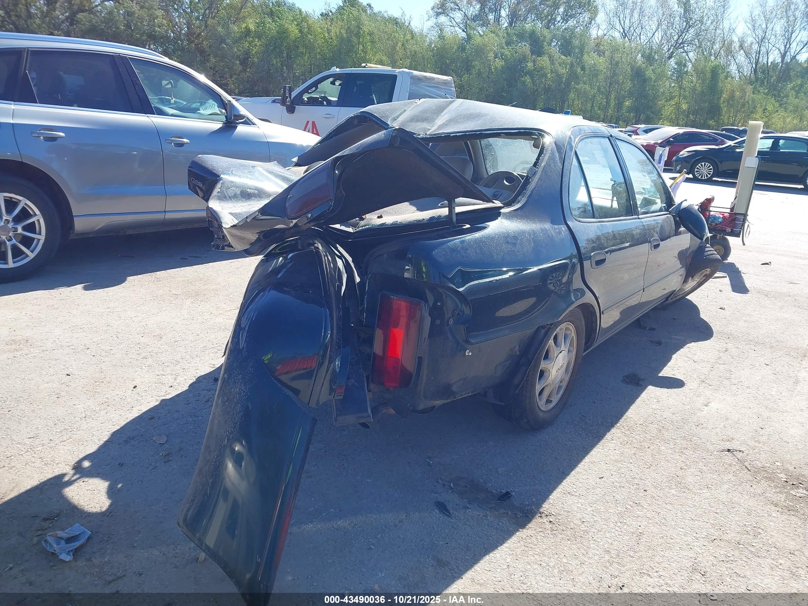 GEO PRIZM image 4