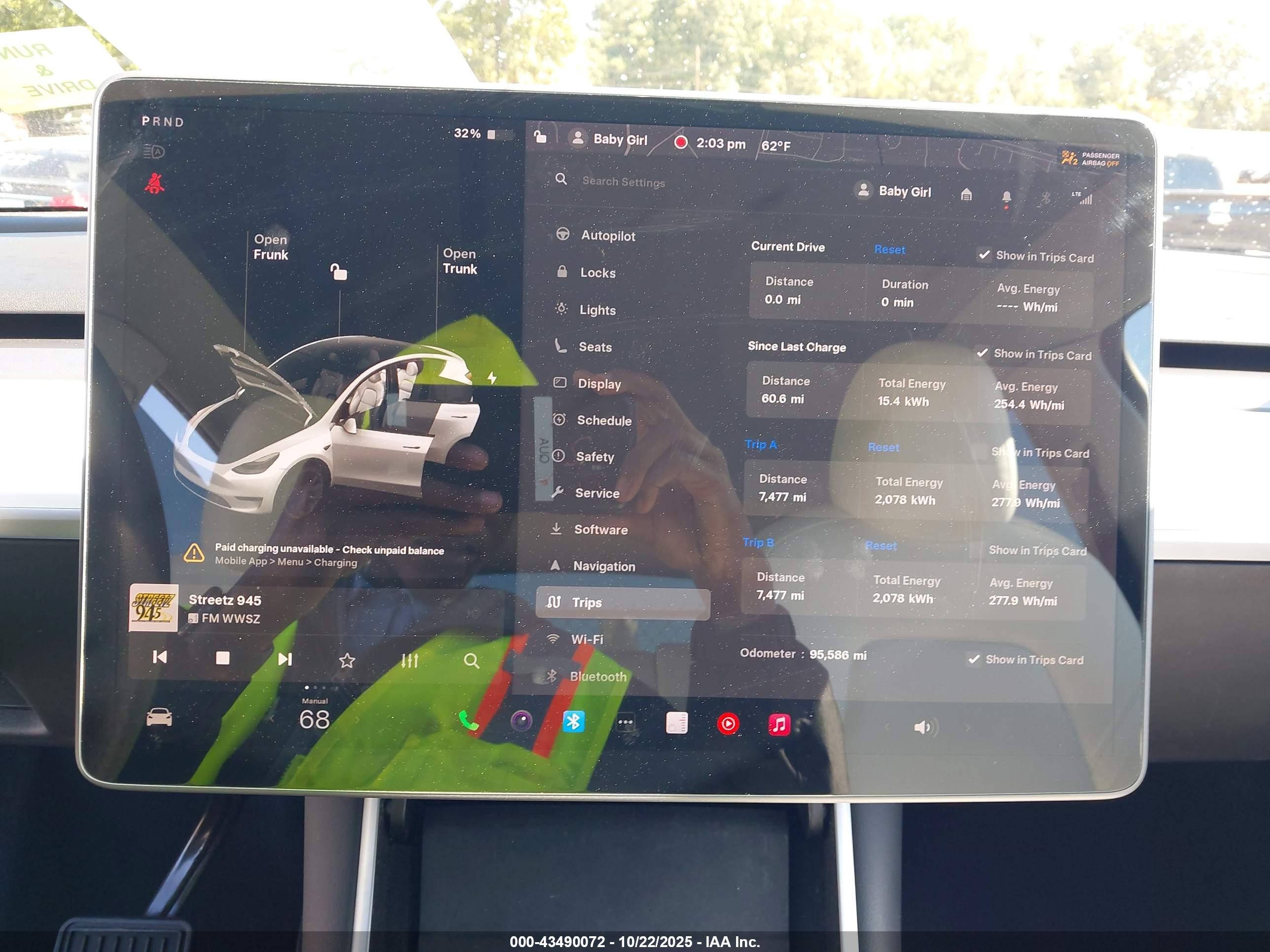 TESLA MODEL image 7