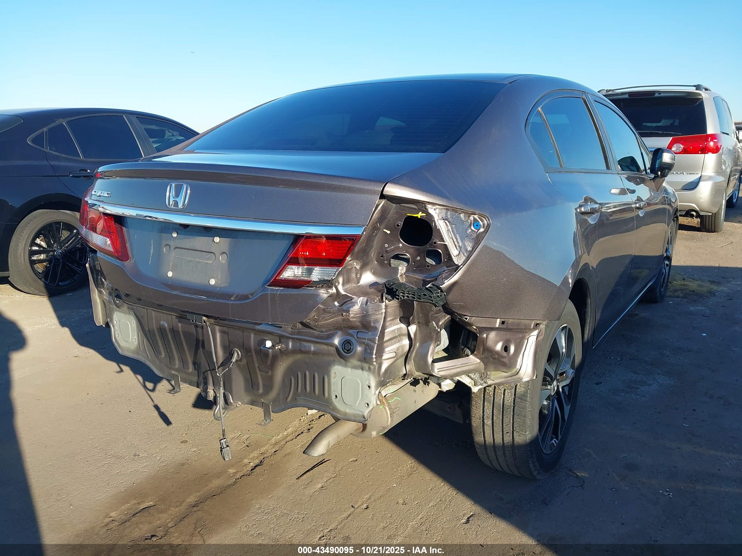 HONDA CIVIC image 6