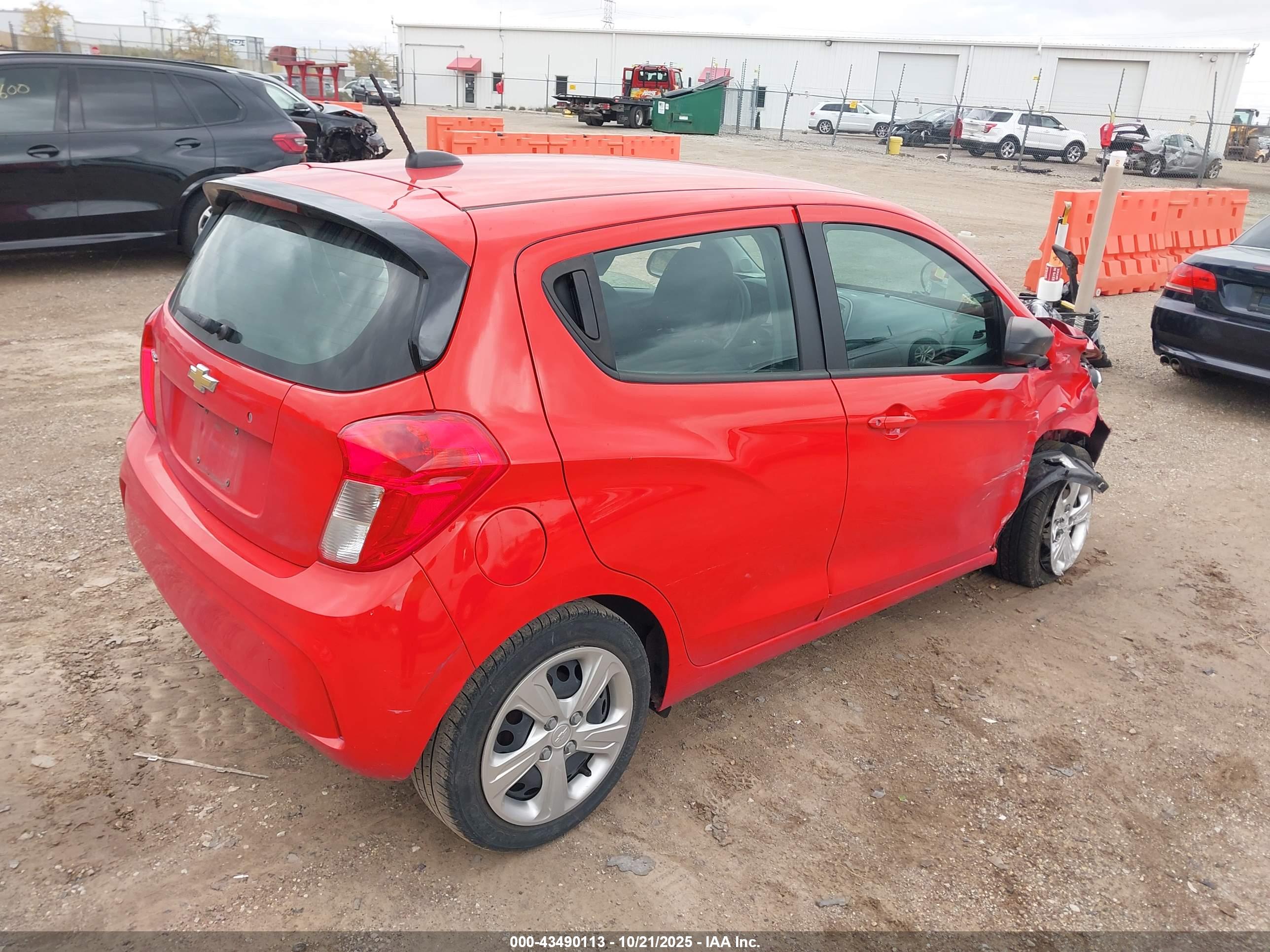 CHEVROLET SPARK image 4