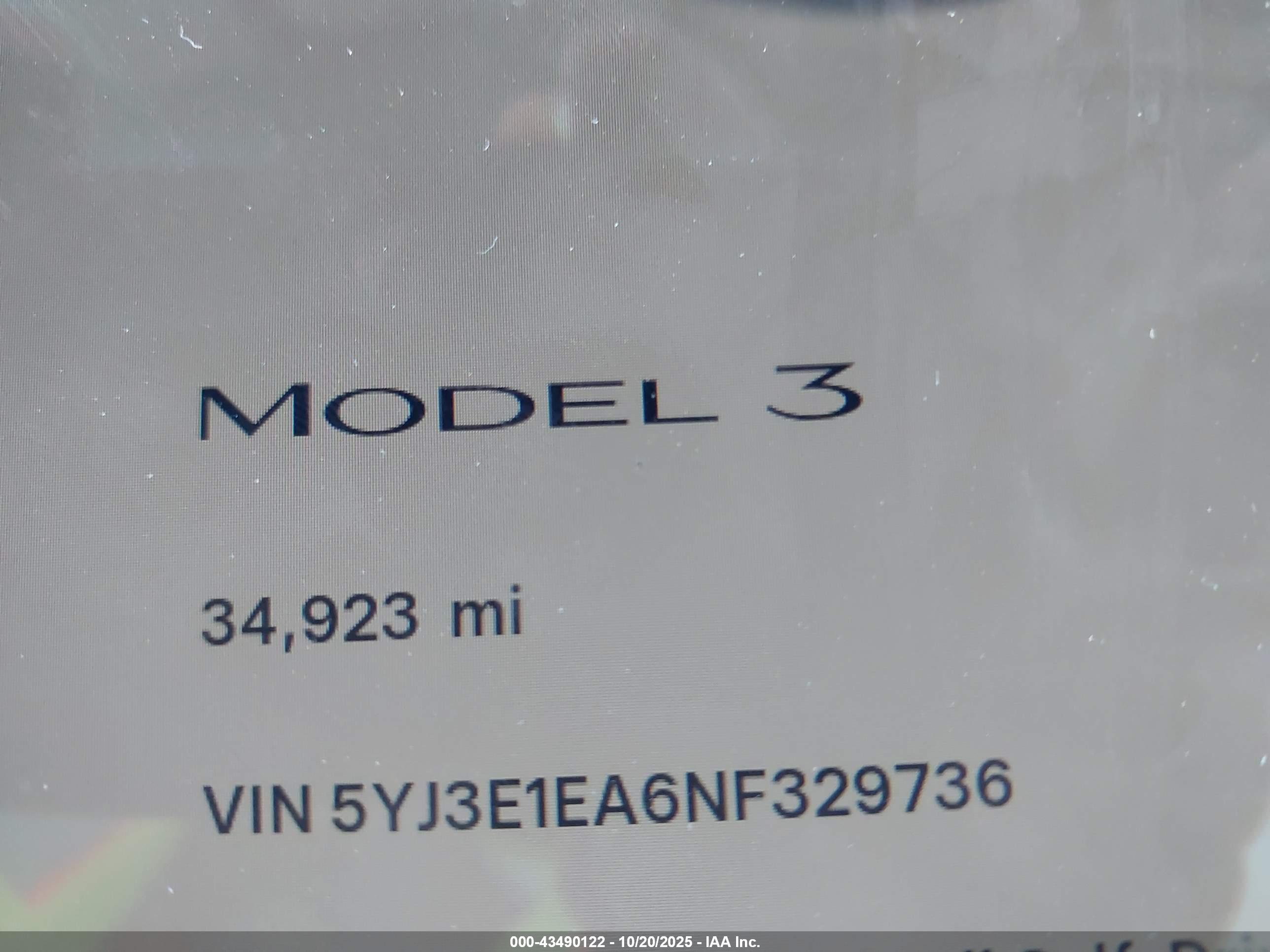 TESLA MODEL image 7