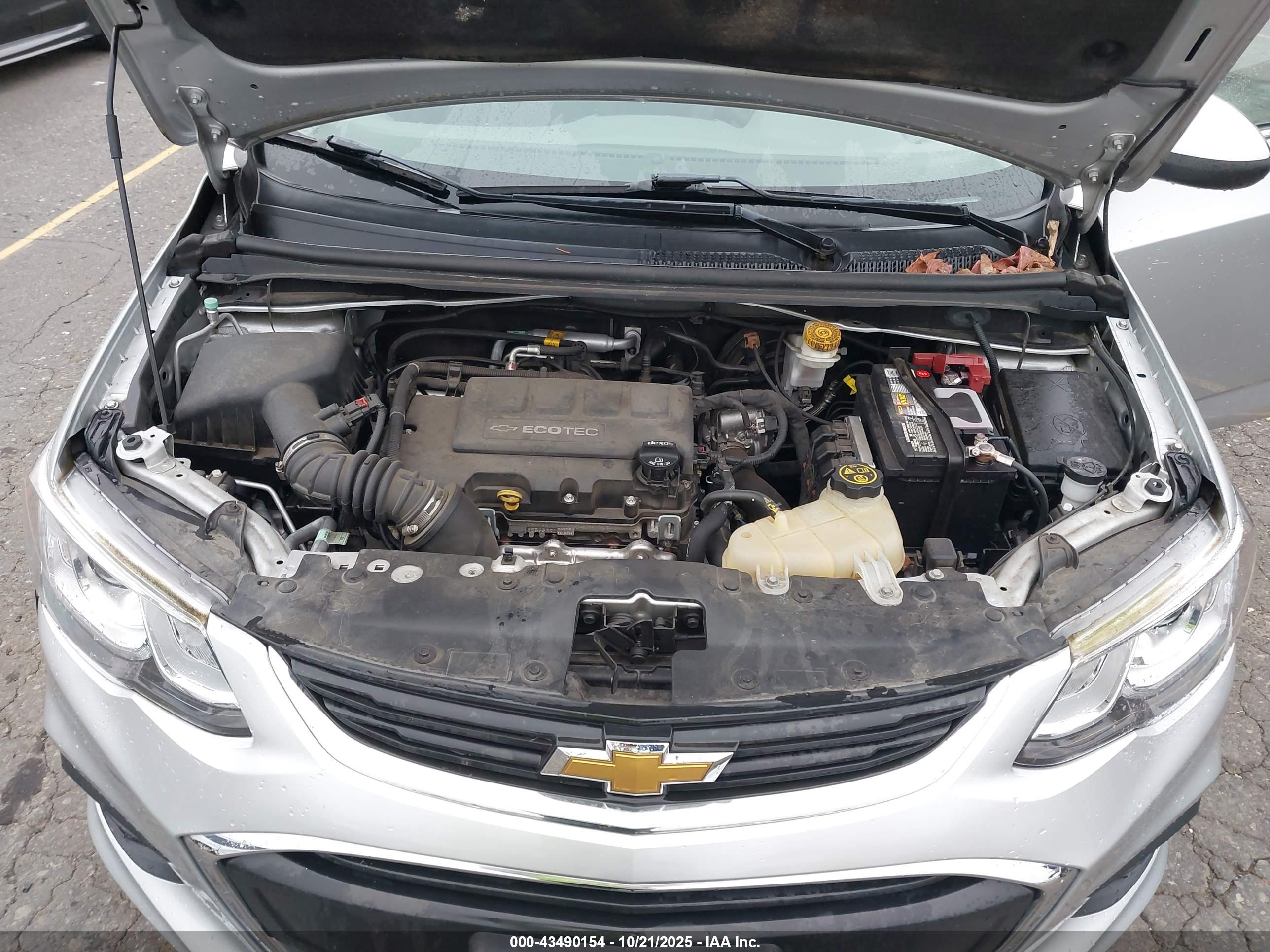CHEVROLET SONIC image 10
