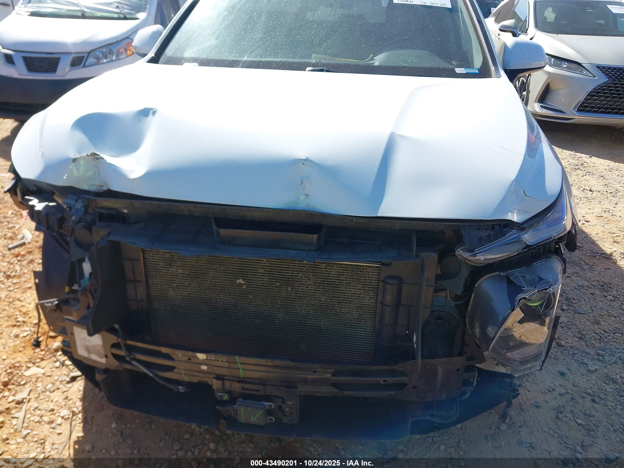 HYUNDAI SANTA image 6