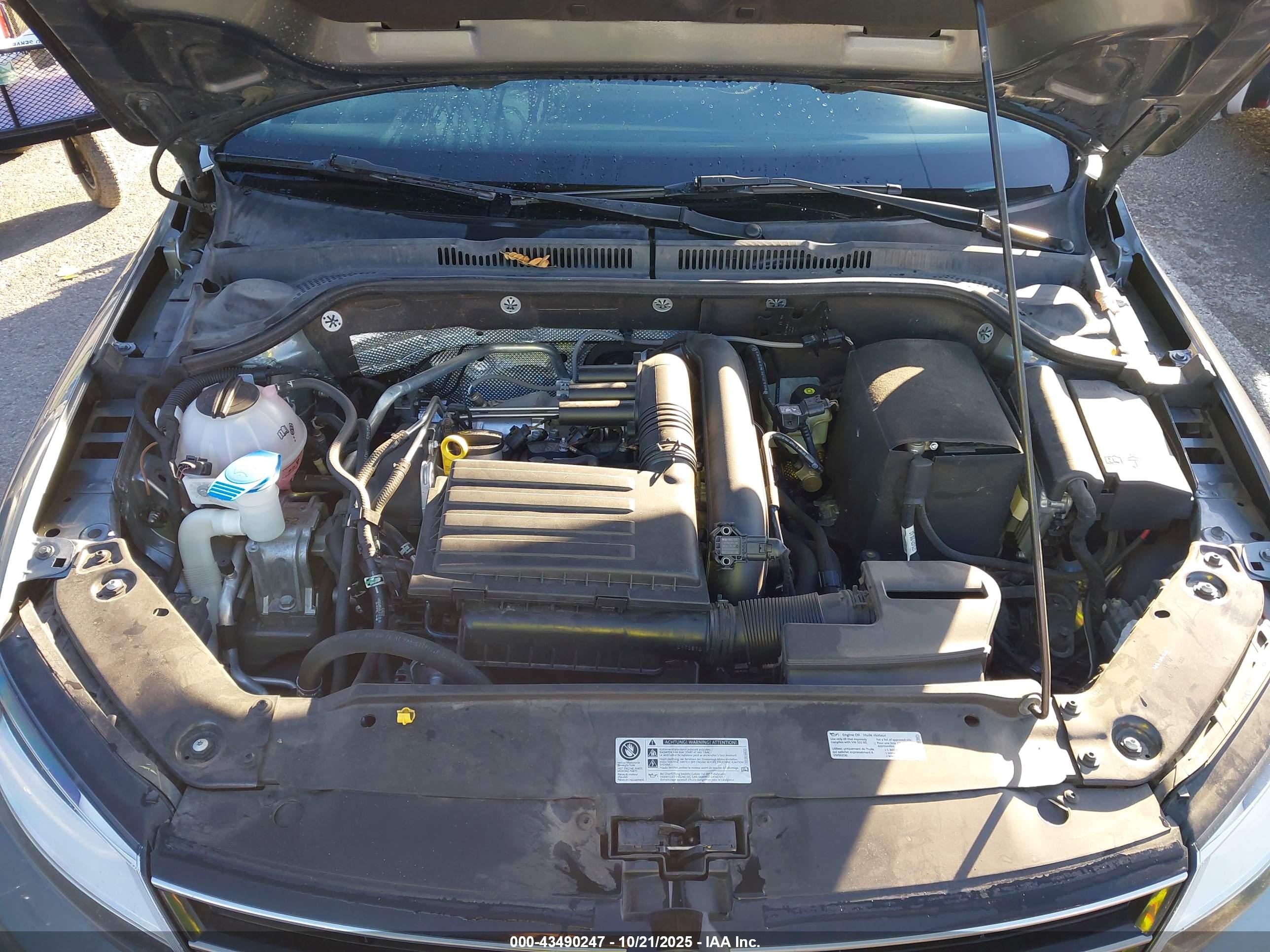 VOLKSWAGEN JETTA image 10