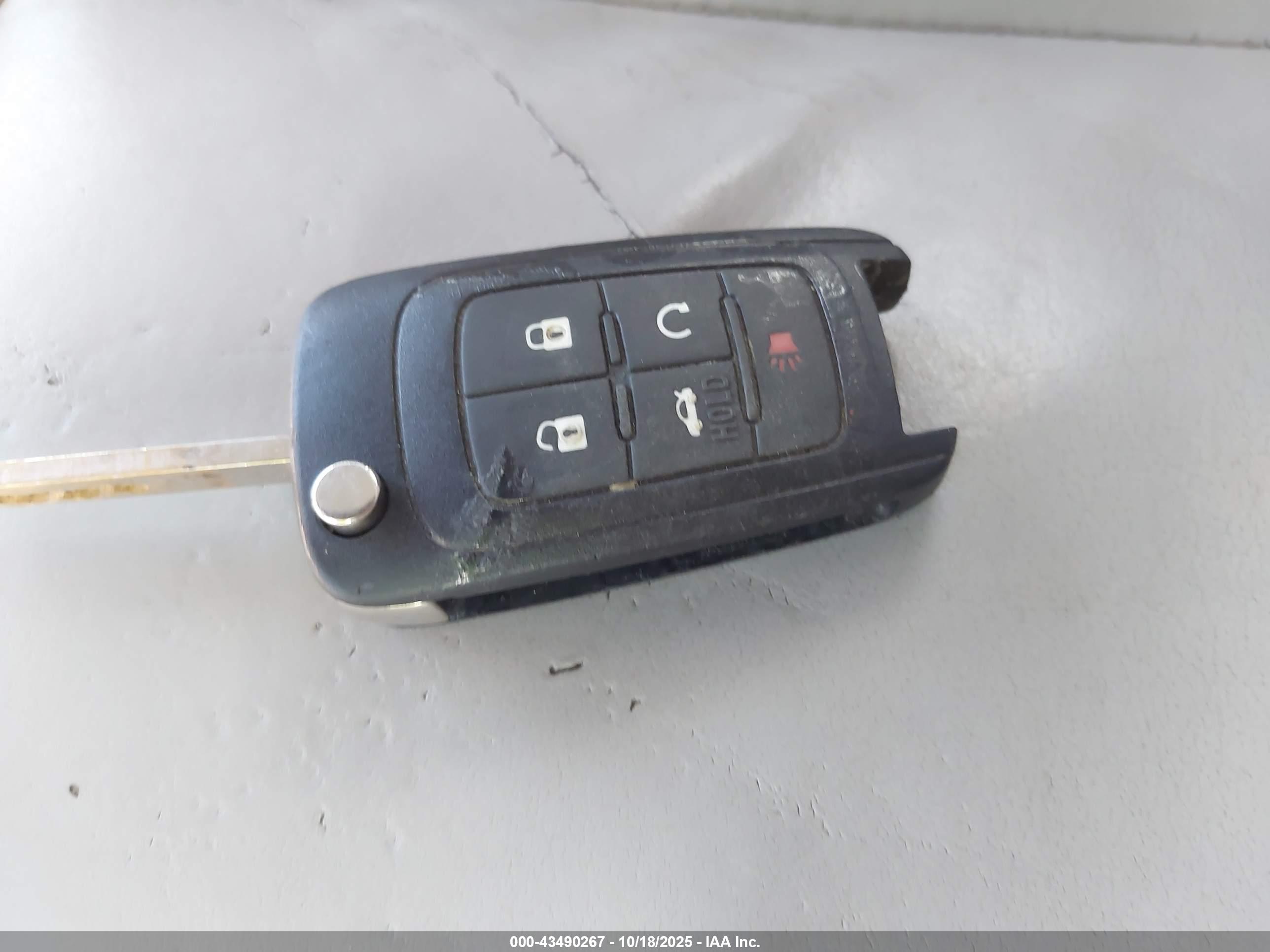 BUICK LACROSSE image 11
