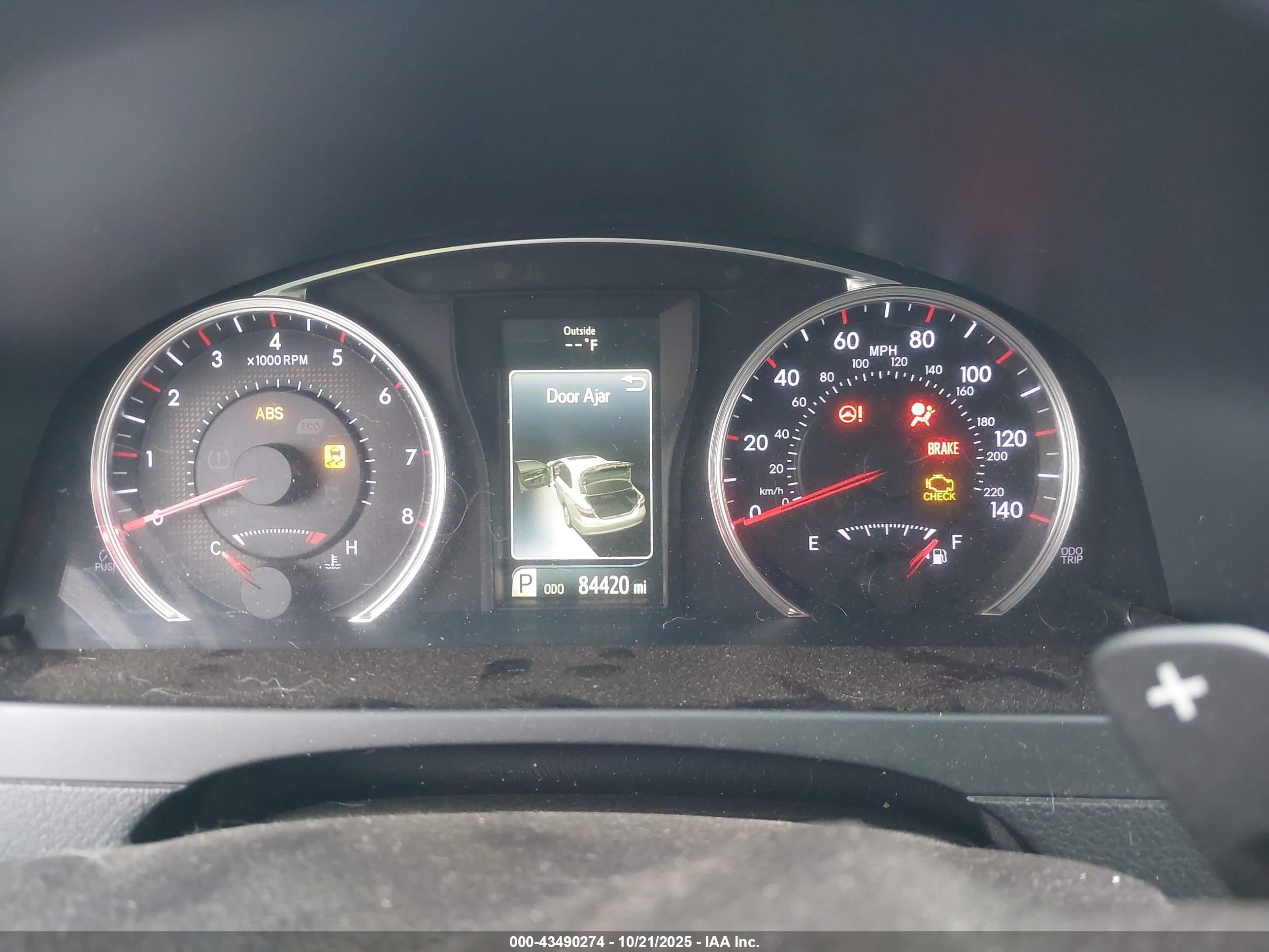 TOYOTA CAMRY image 7
