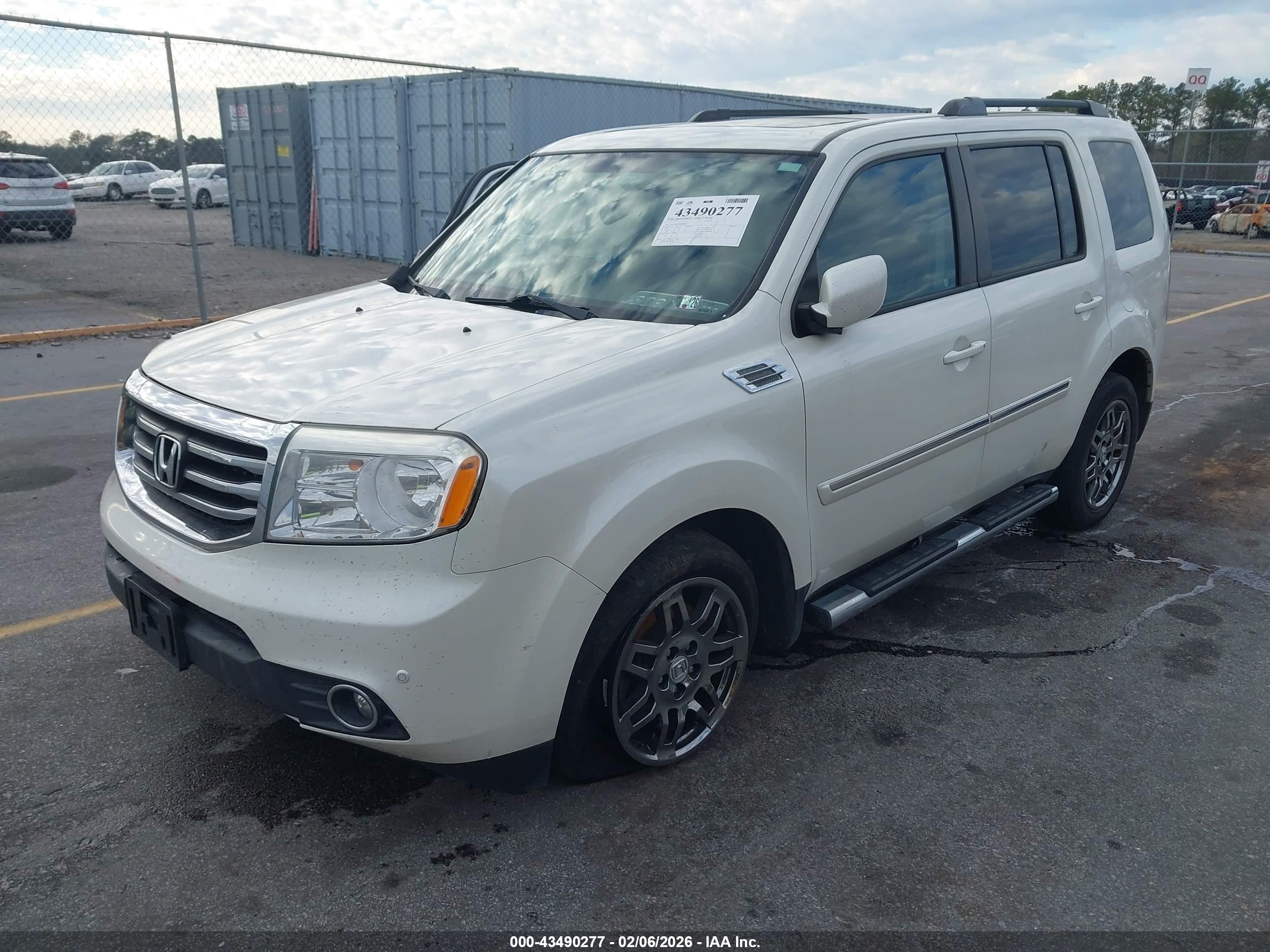 HONDA PILOT image 2