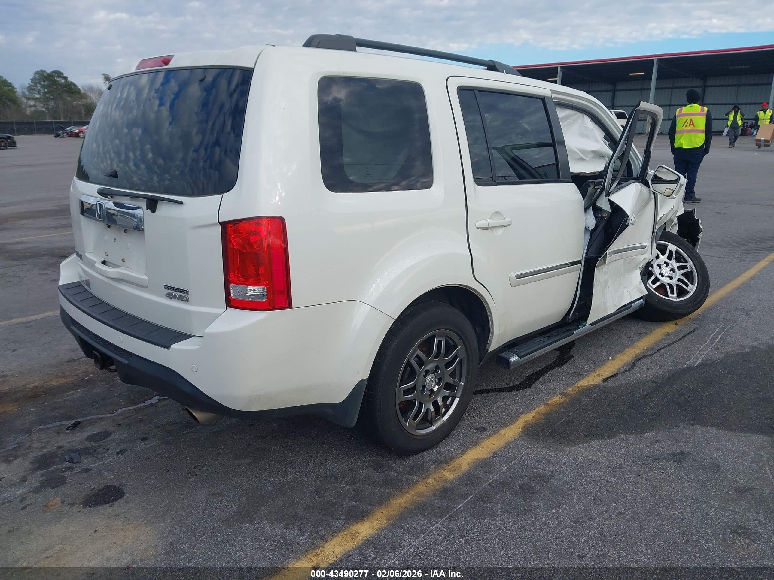 HONDA PILOT image 4