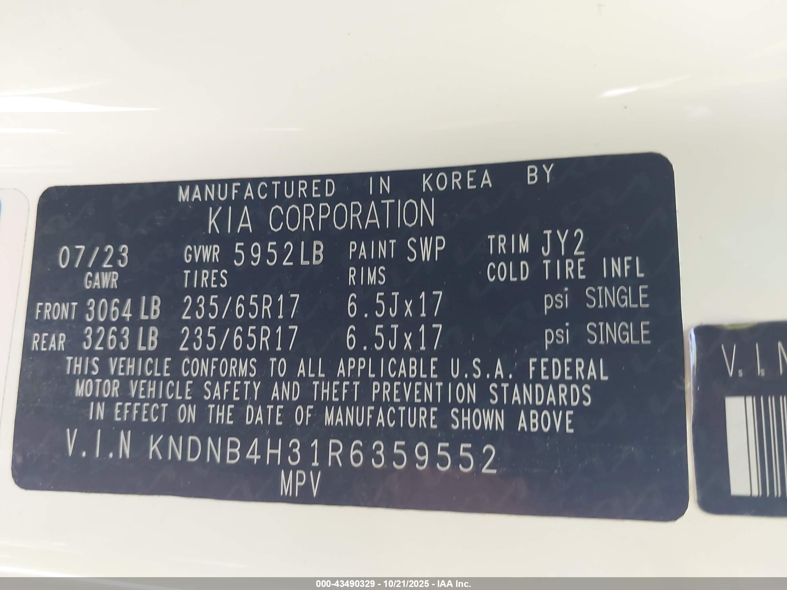 KIA CARNIVAL image 9