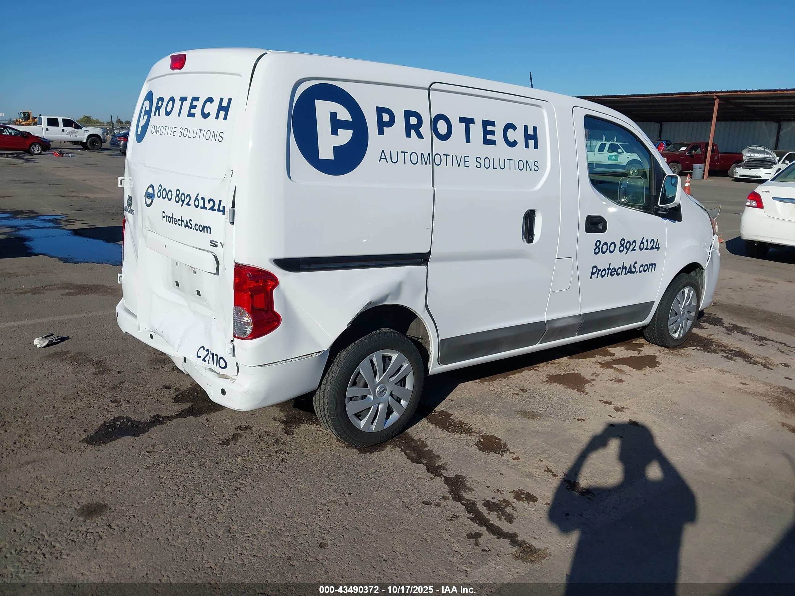 NISSAN NV200 image 4