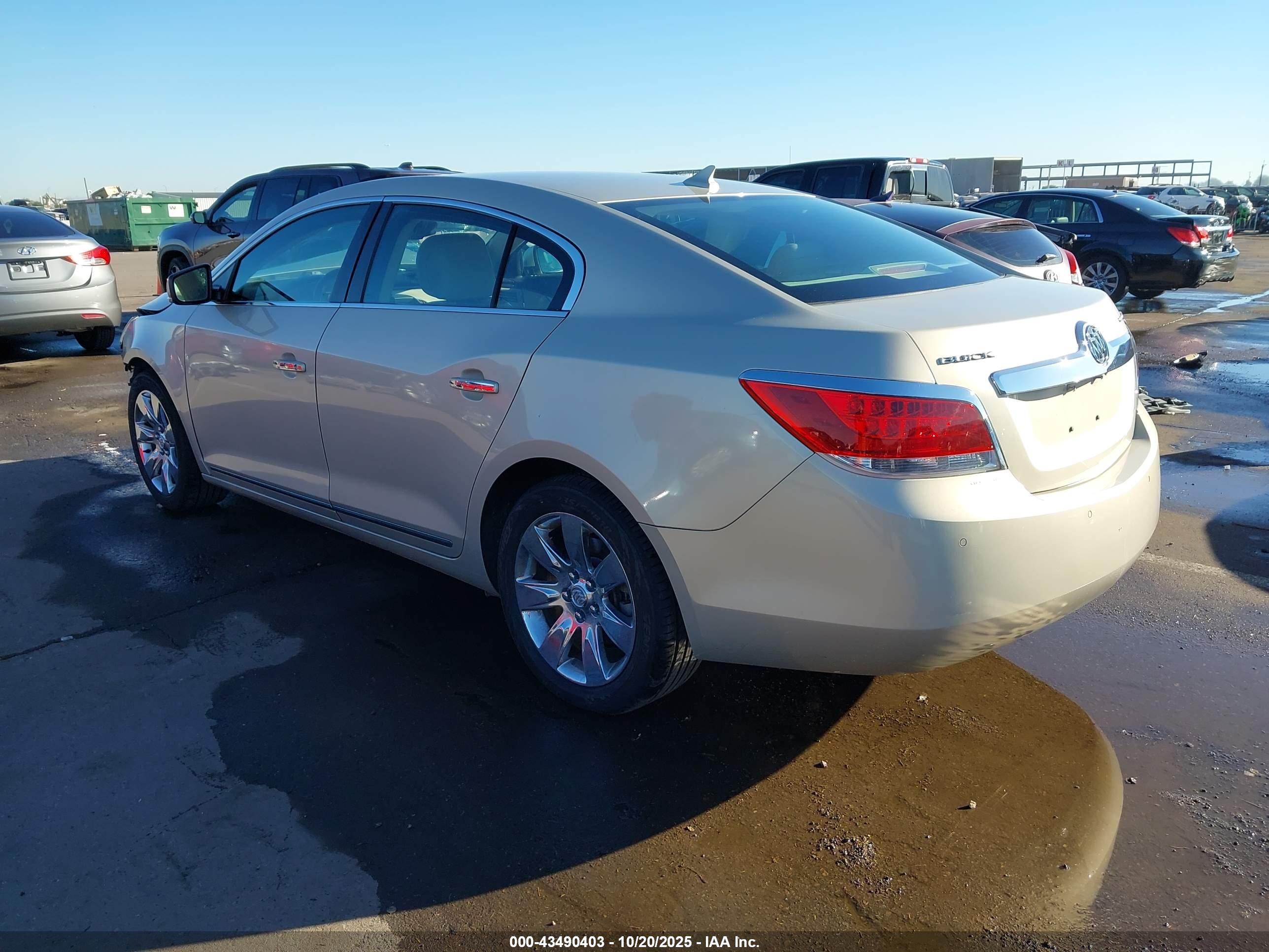 BUICK LACROSSE image 3