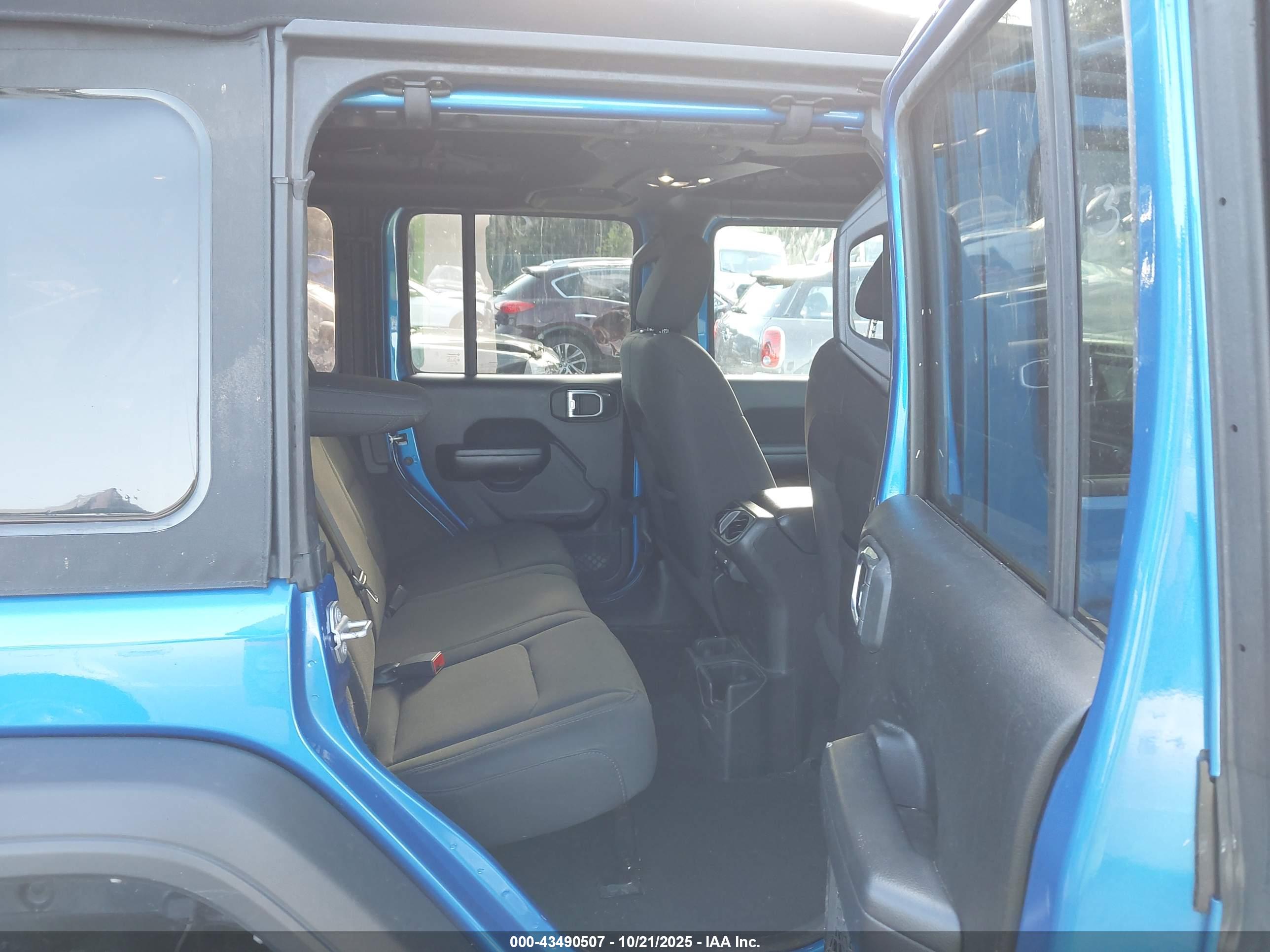 JEEP WRANGLER image 8