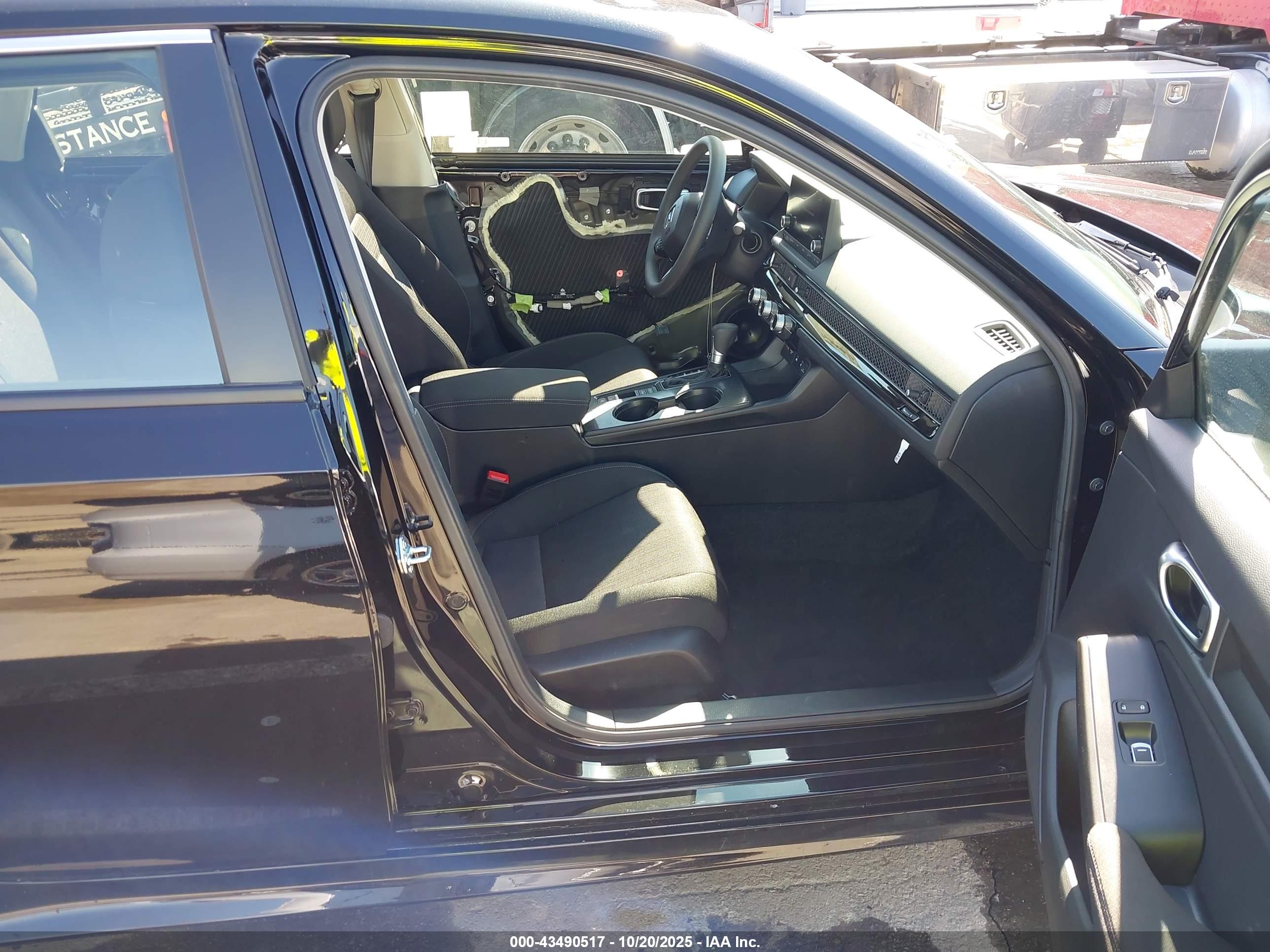 HONDA CIVIC image 5