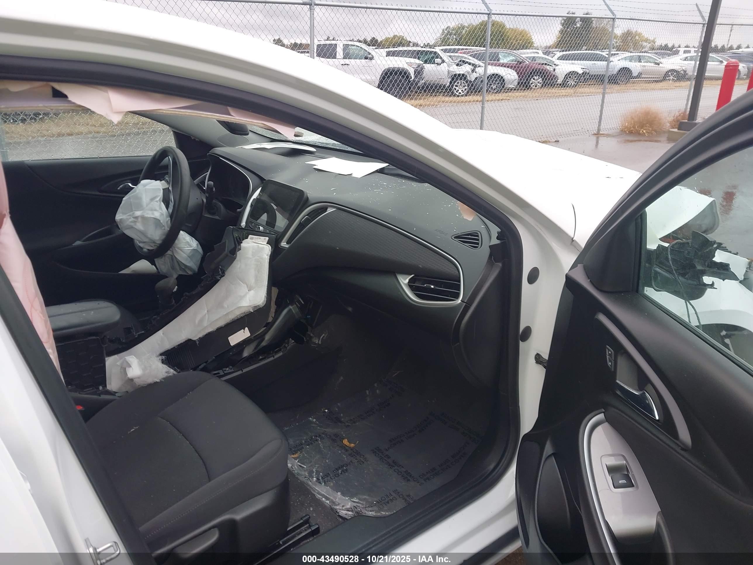 CHEVROLET MALIBU image 5
