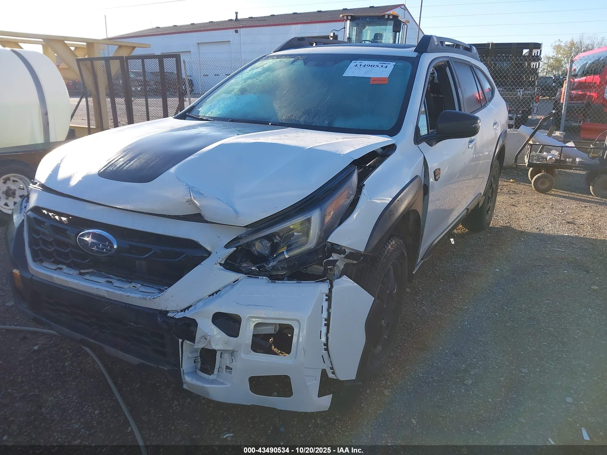 SUBARU OUTBACK image 2