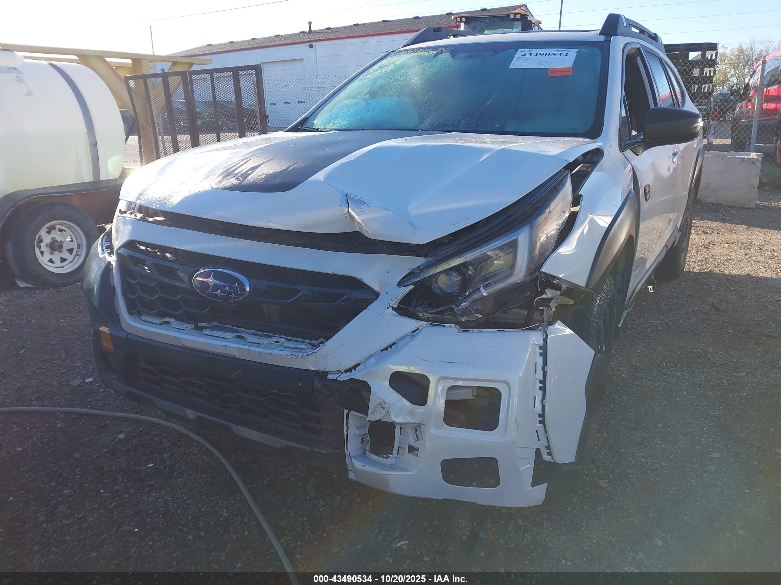 SUBARU OUTBACK image 6