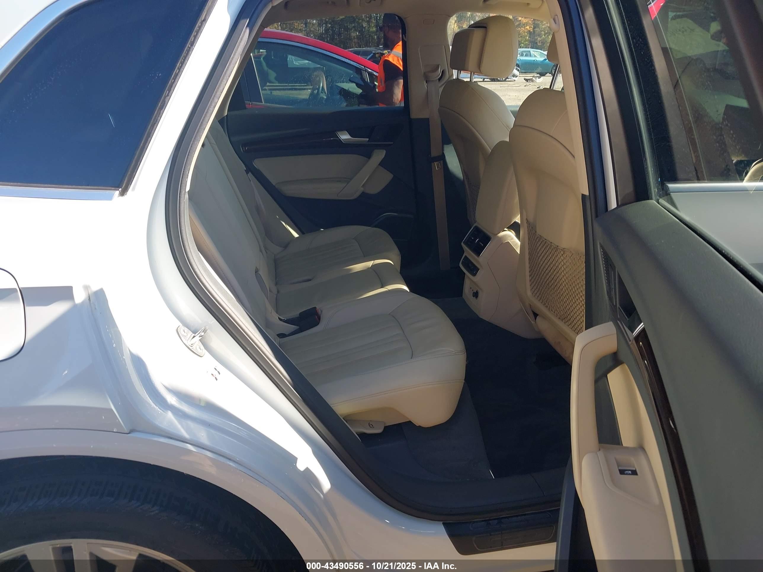 AUDI Q5 image 8