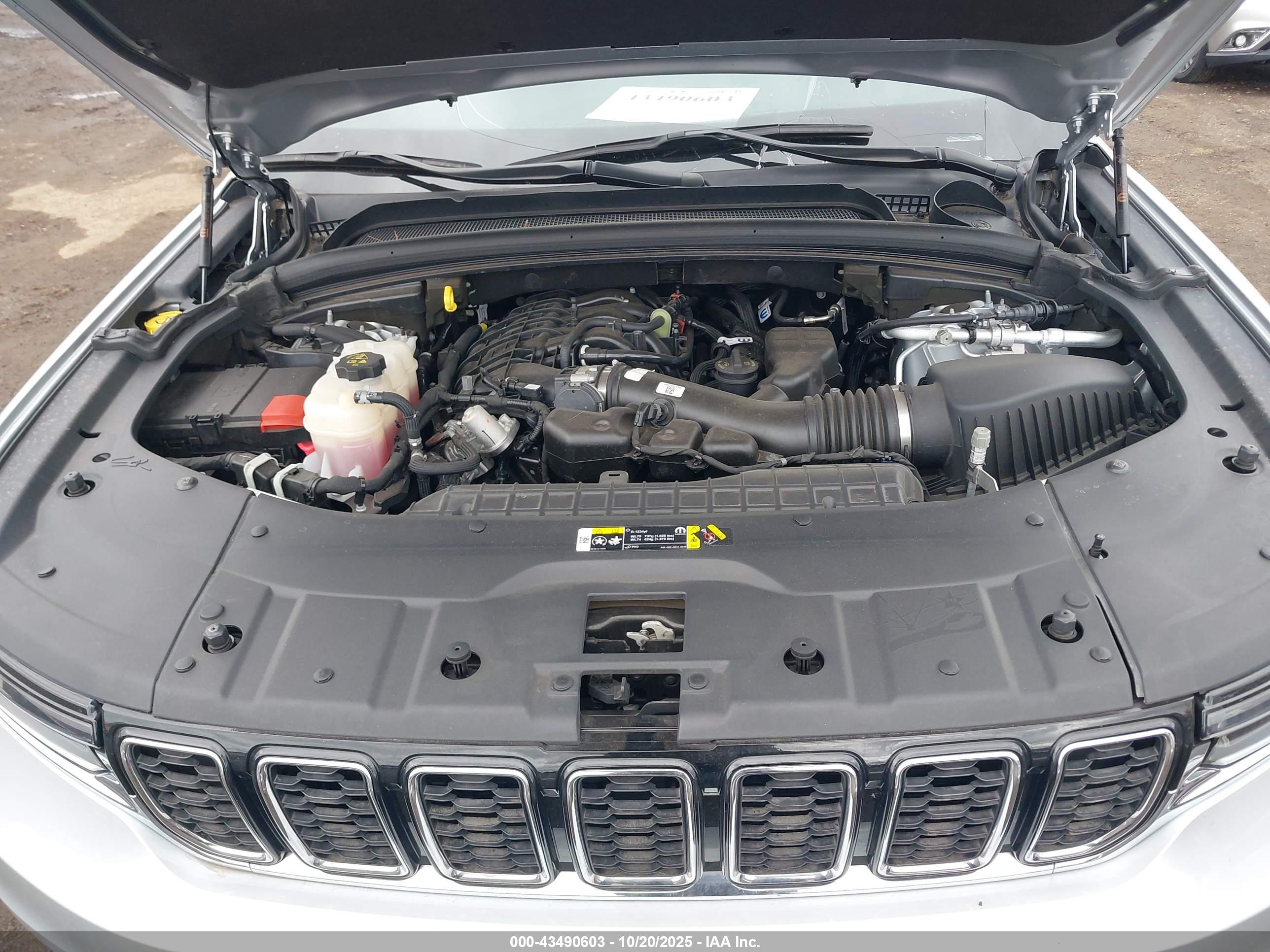 JEEP GRAND image 10