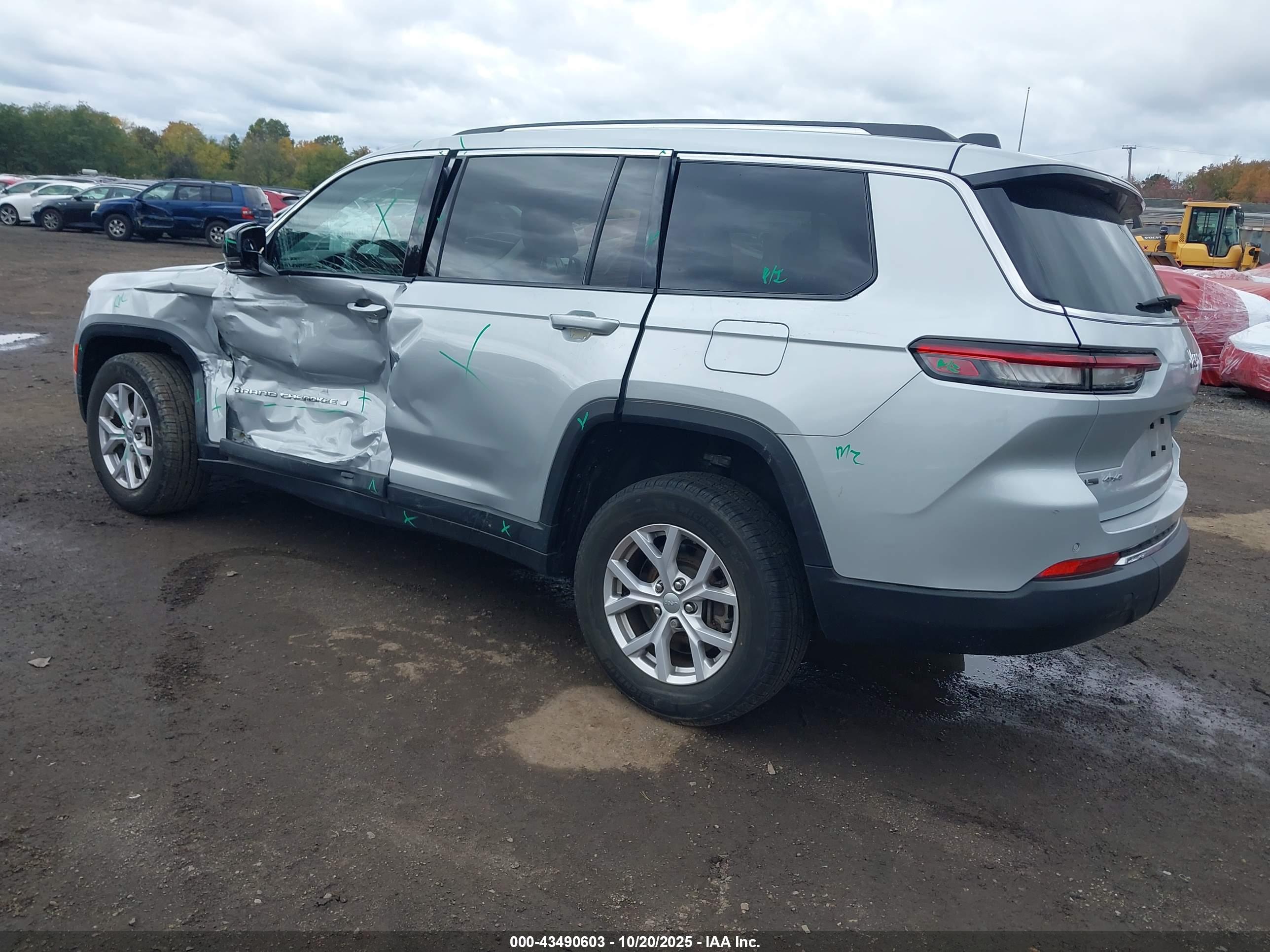 JEEP GRAND image 3