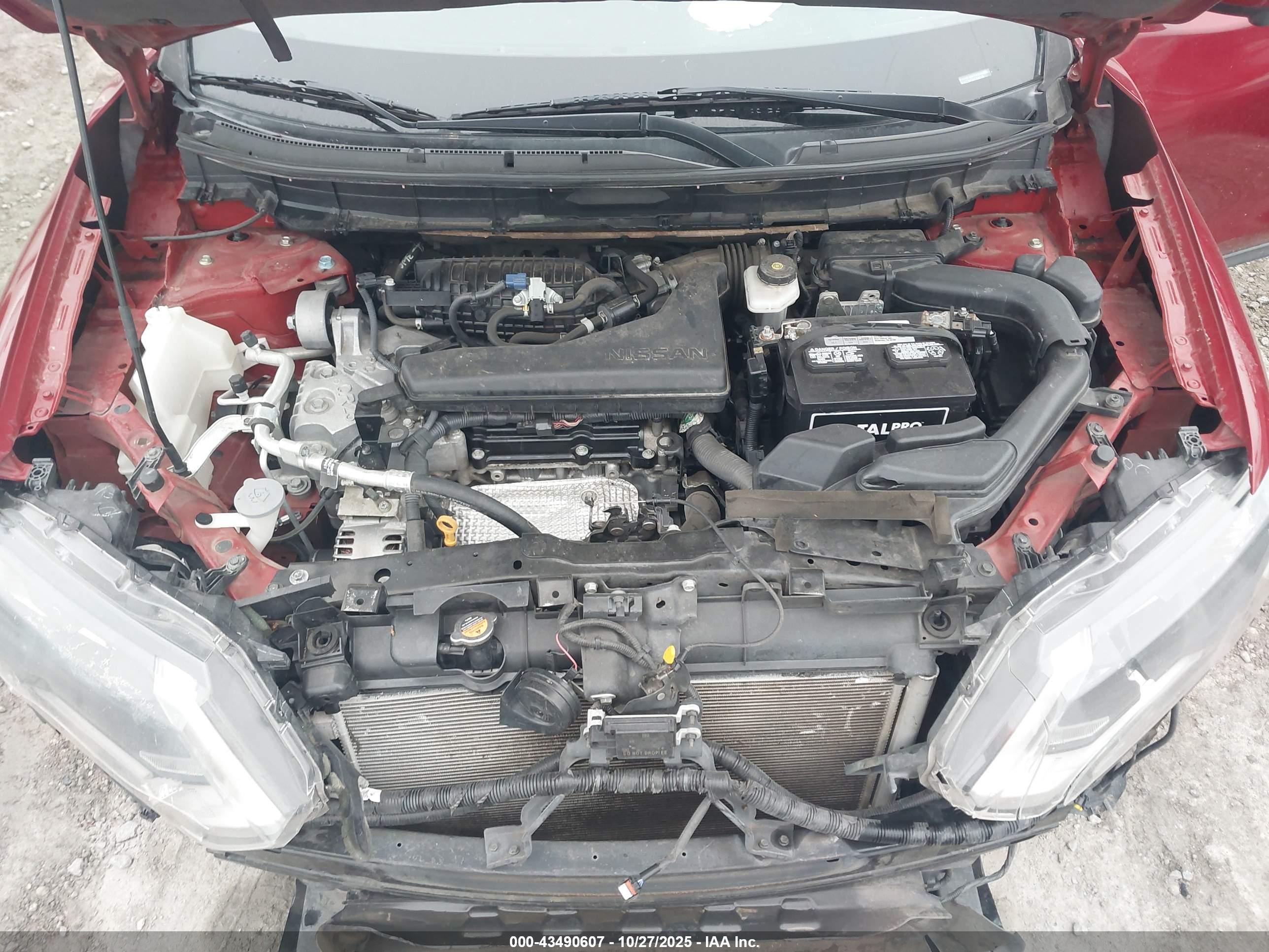 NISSAN ROGUE image 10