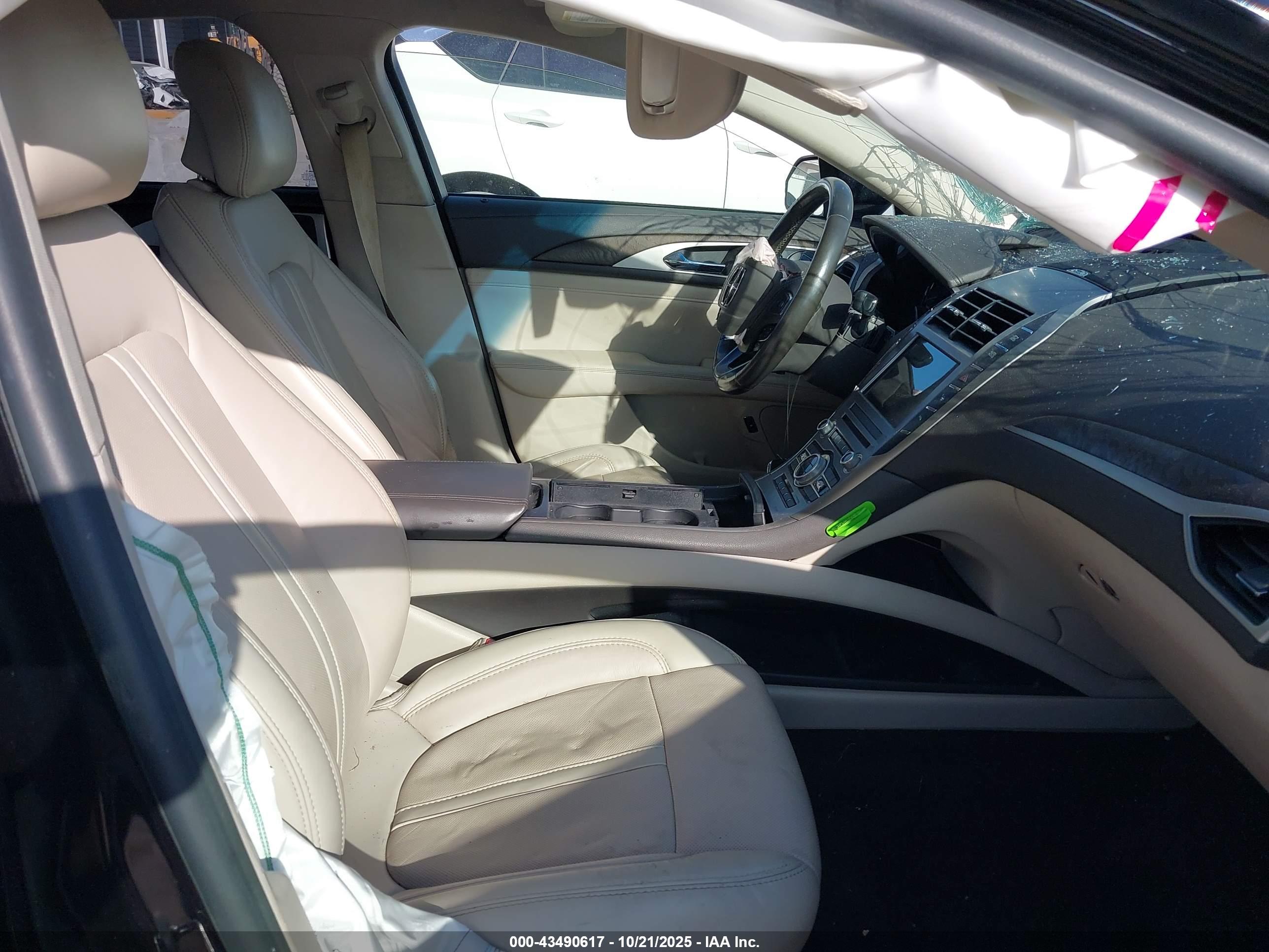 LINCOLN MKZ image 5