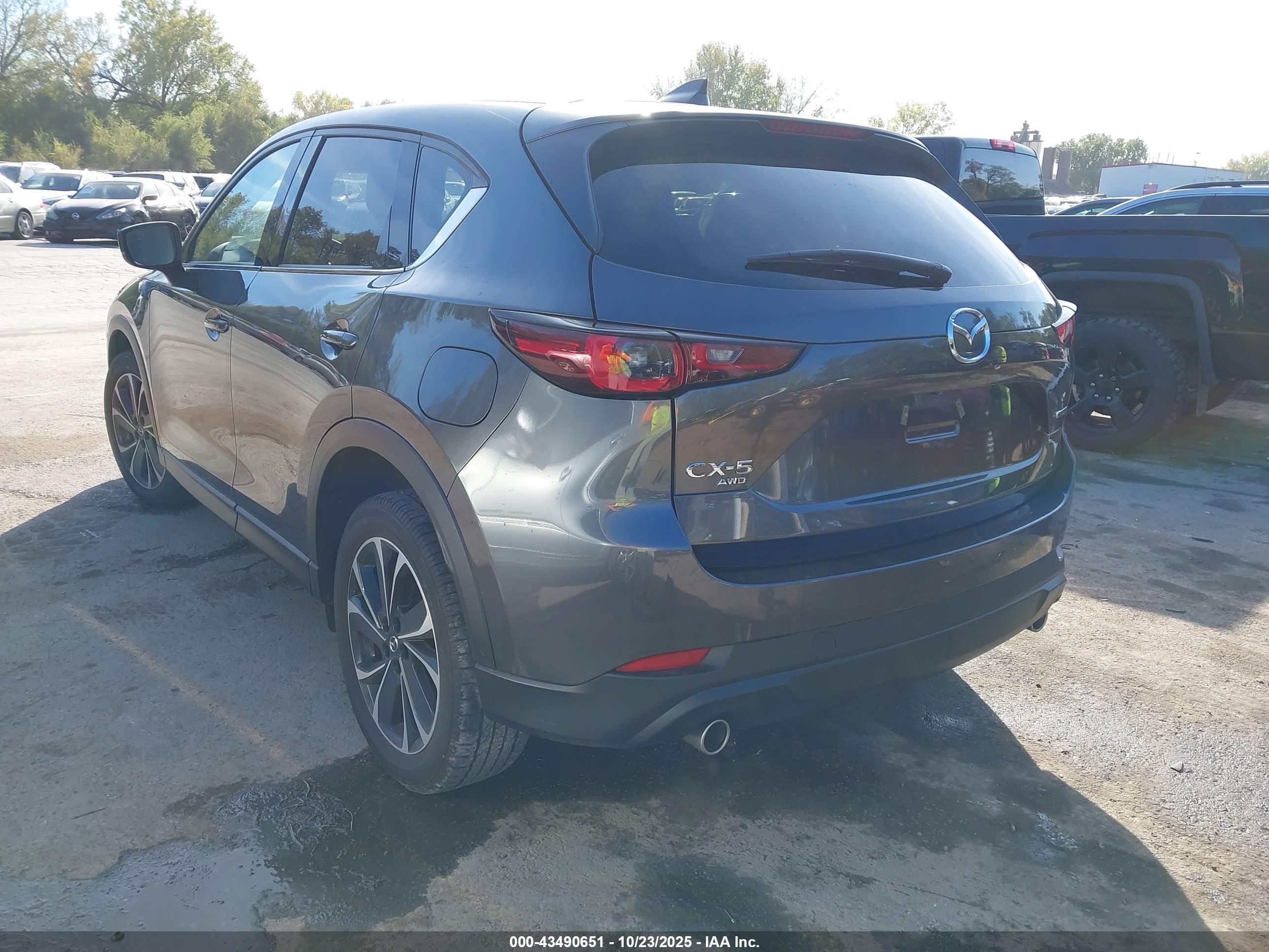 MAZDA CX-5 image 3
