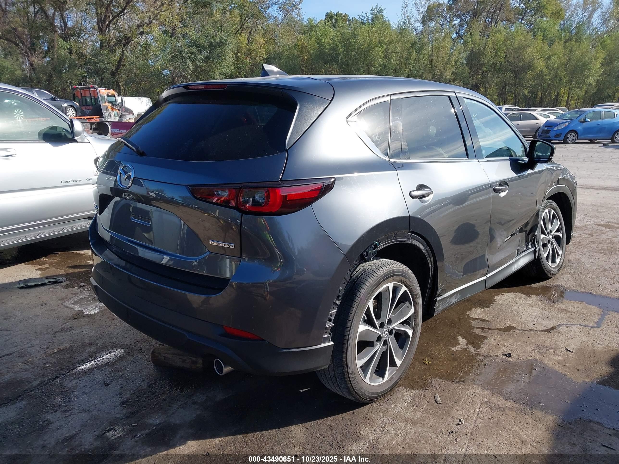 MAZDA CX-5 image 4