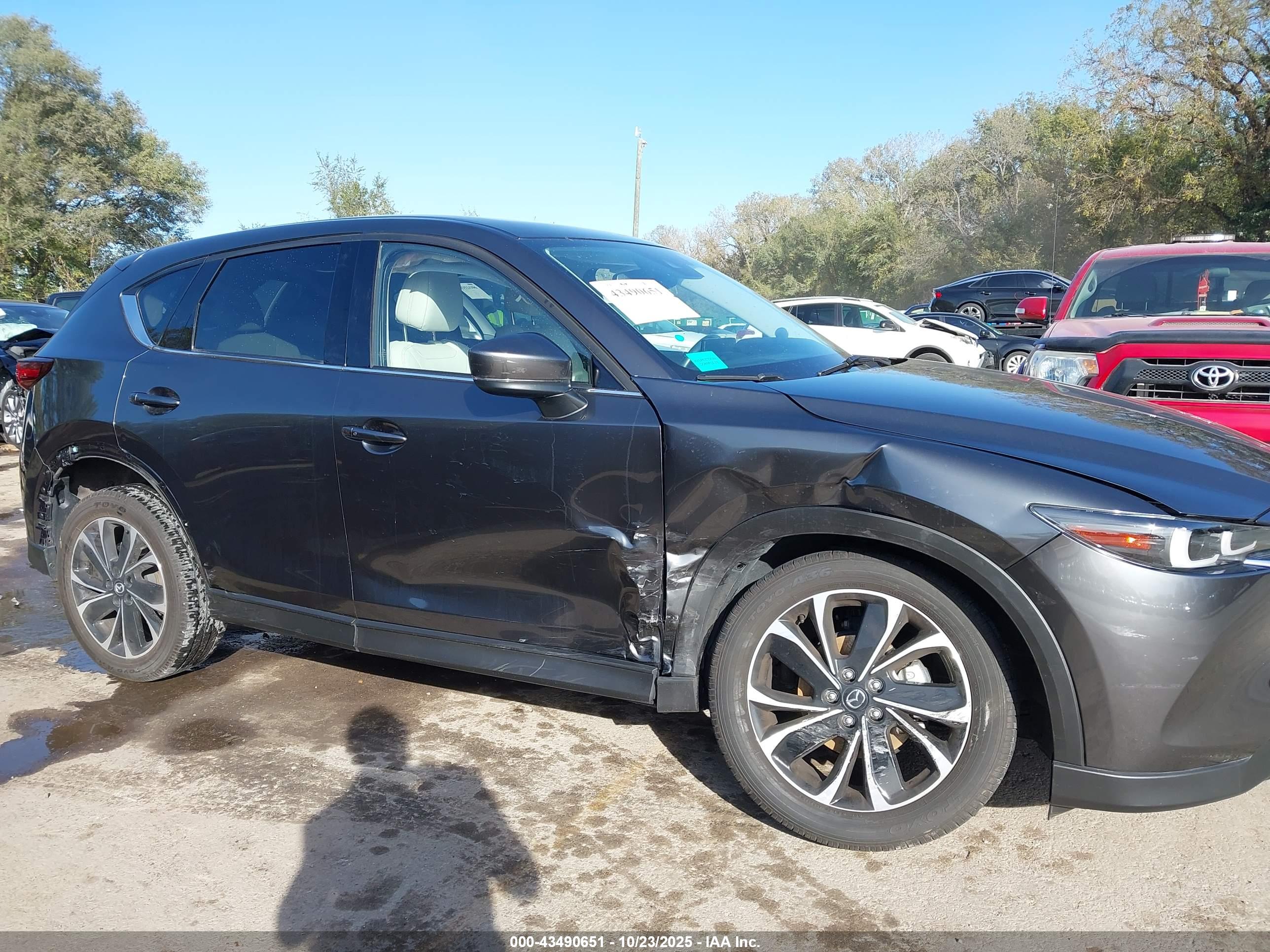 MAZDA CX-5 image 6