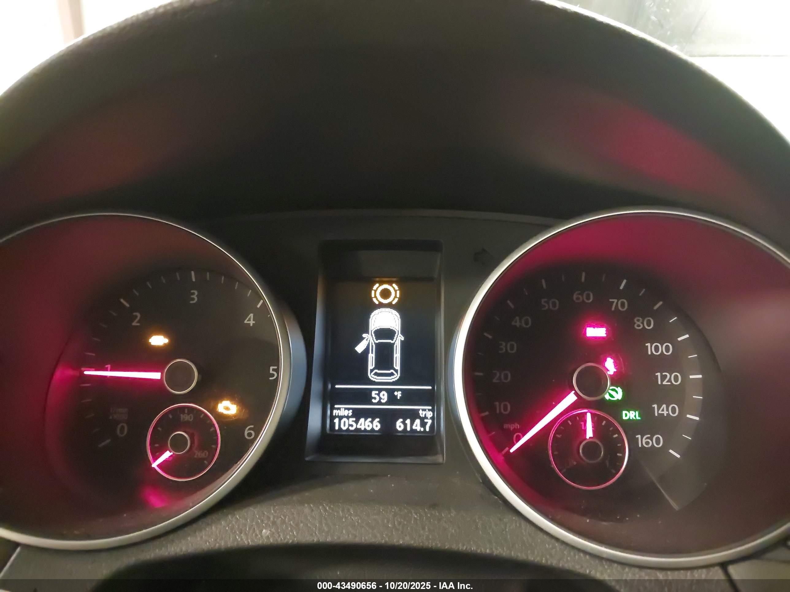 VOLKSWAGEN GOLF image 7