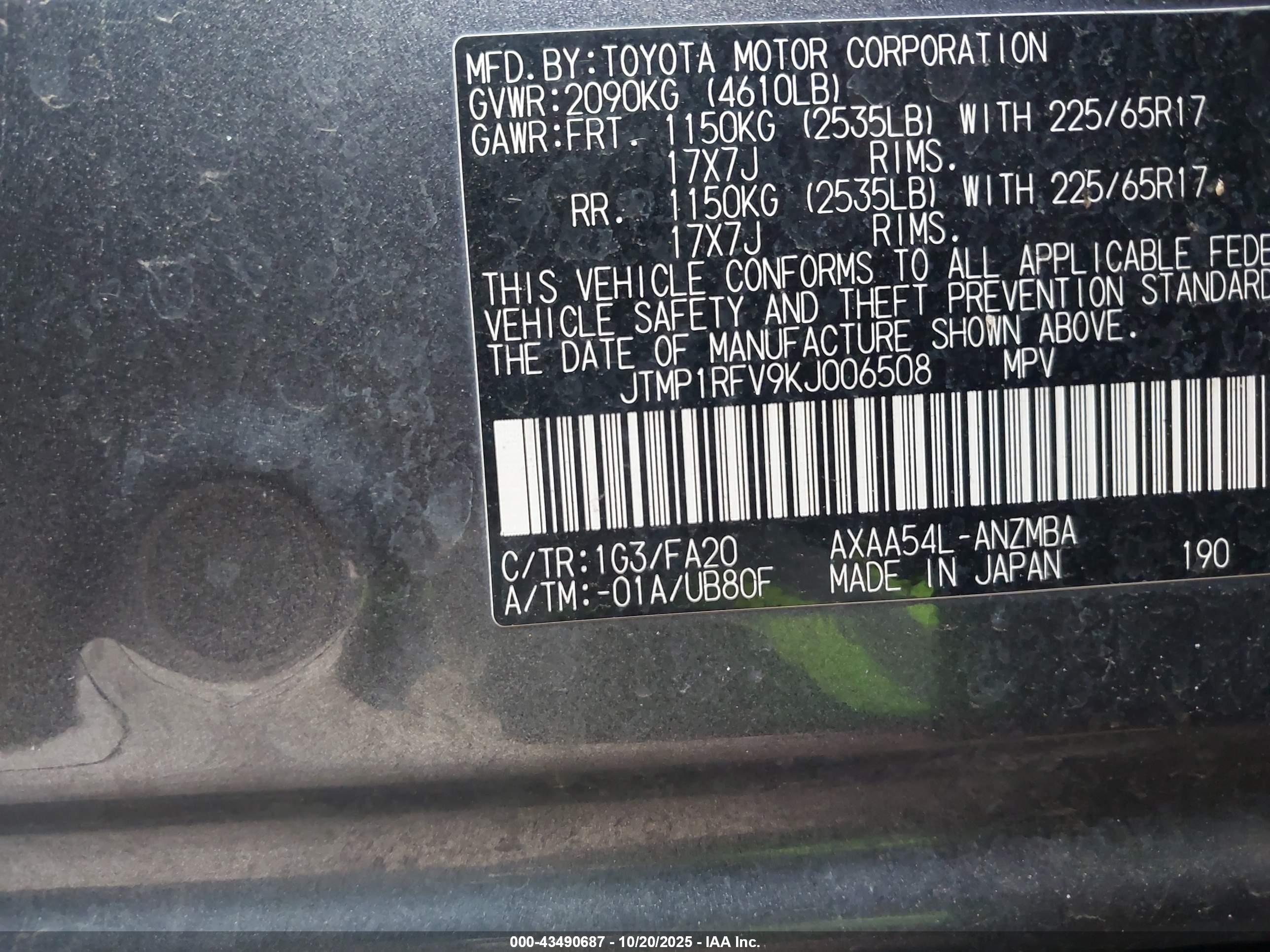 TOYOTA RAV4 image 9