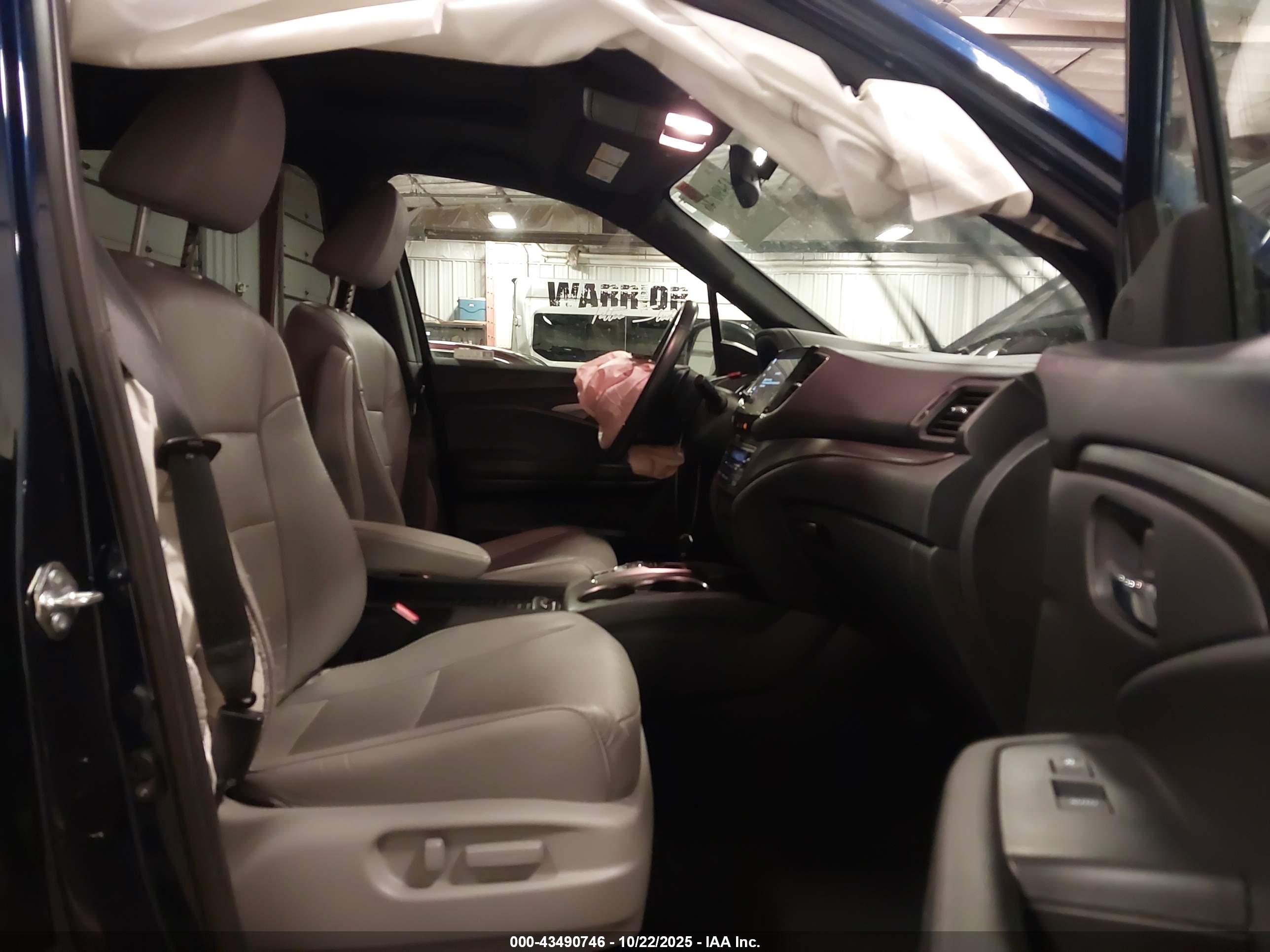 HONDA PASSPORT image 5
