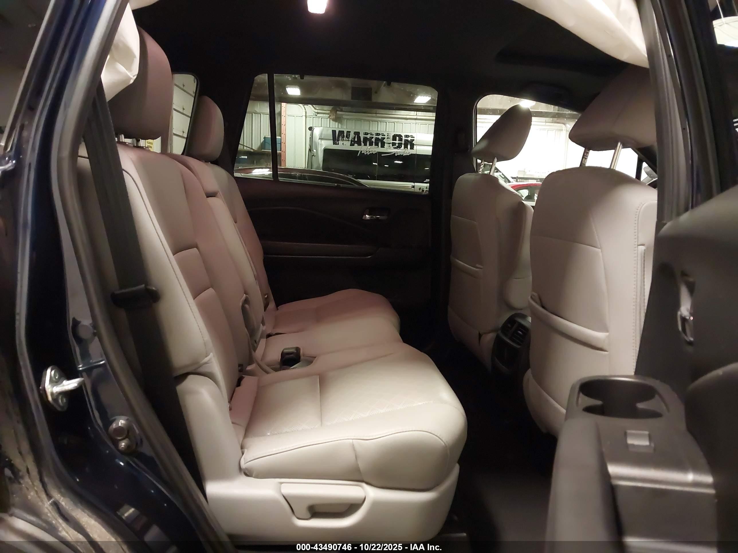 HONDA PASSPORT image 8