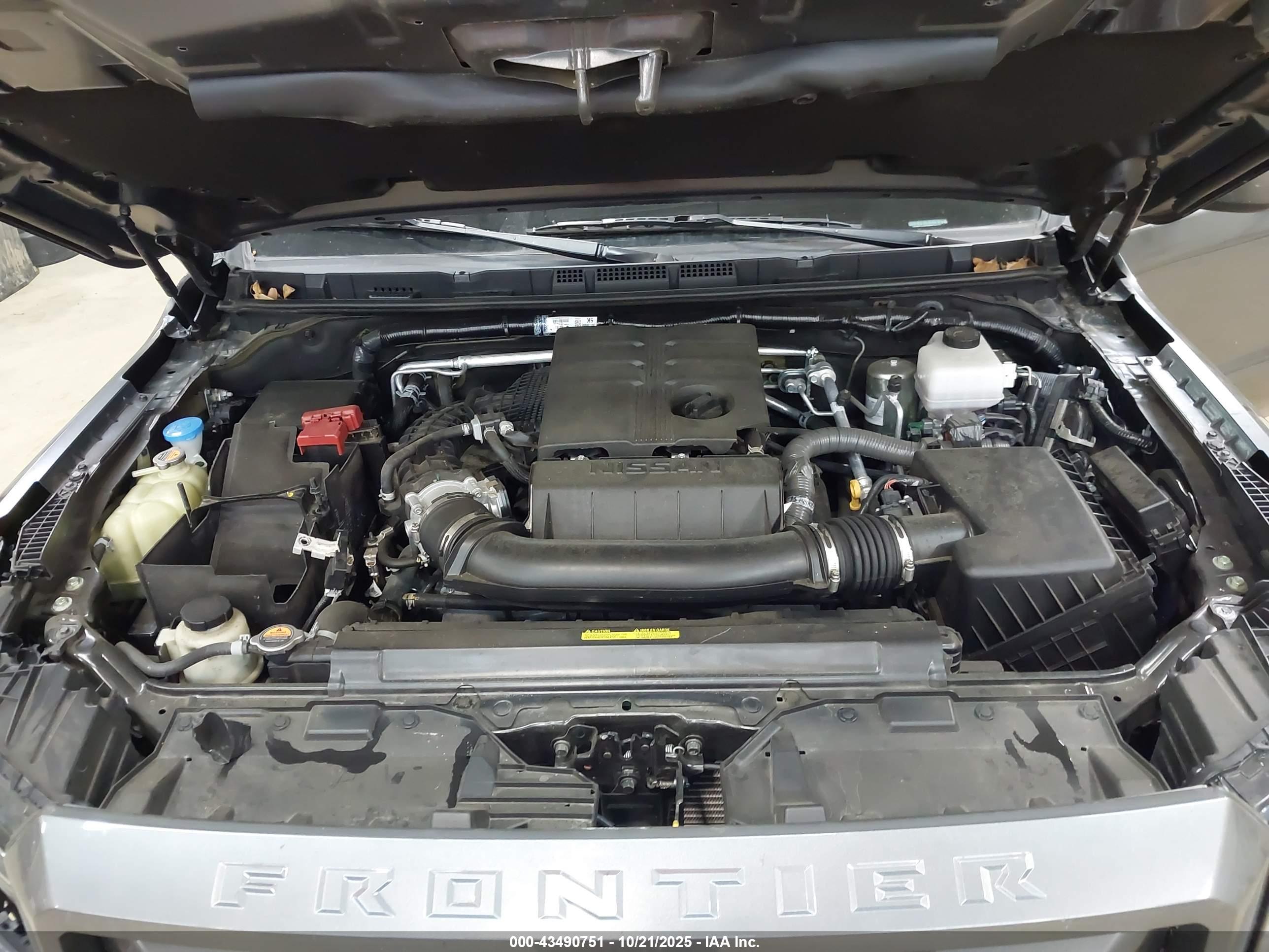 NISSAN FRONTIER image 10