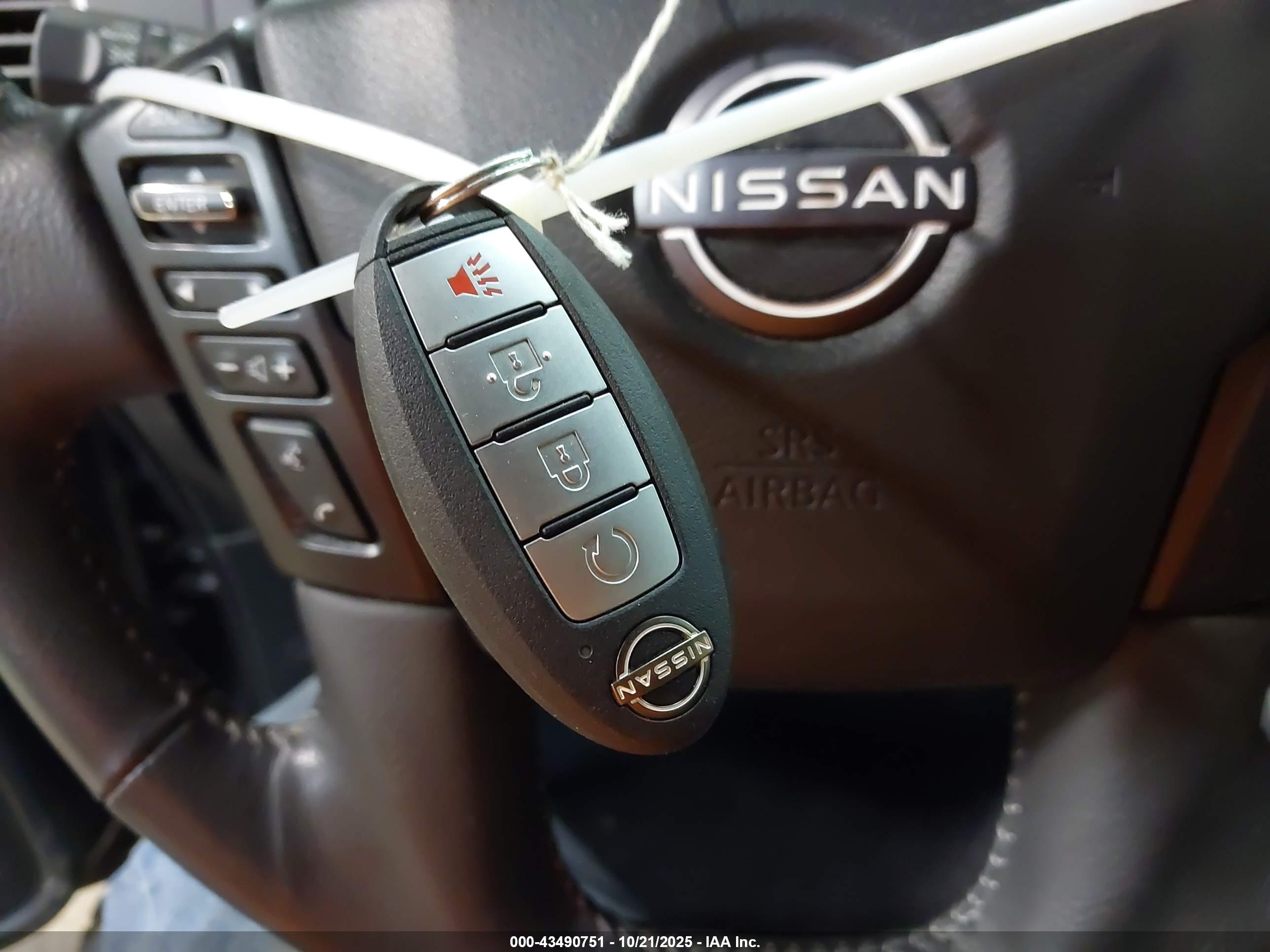 NISSAN FRONTIER image 11