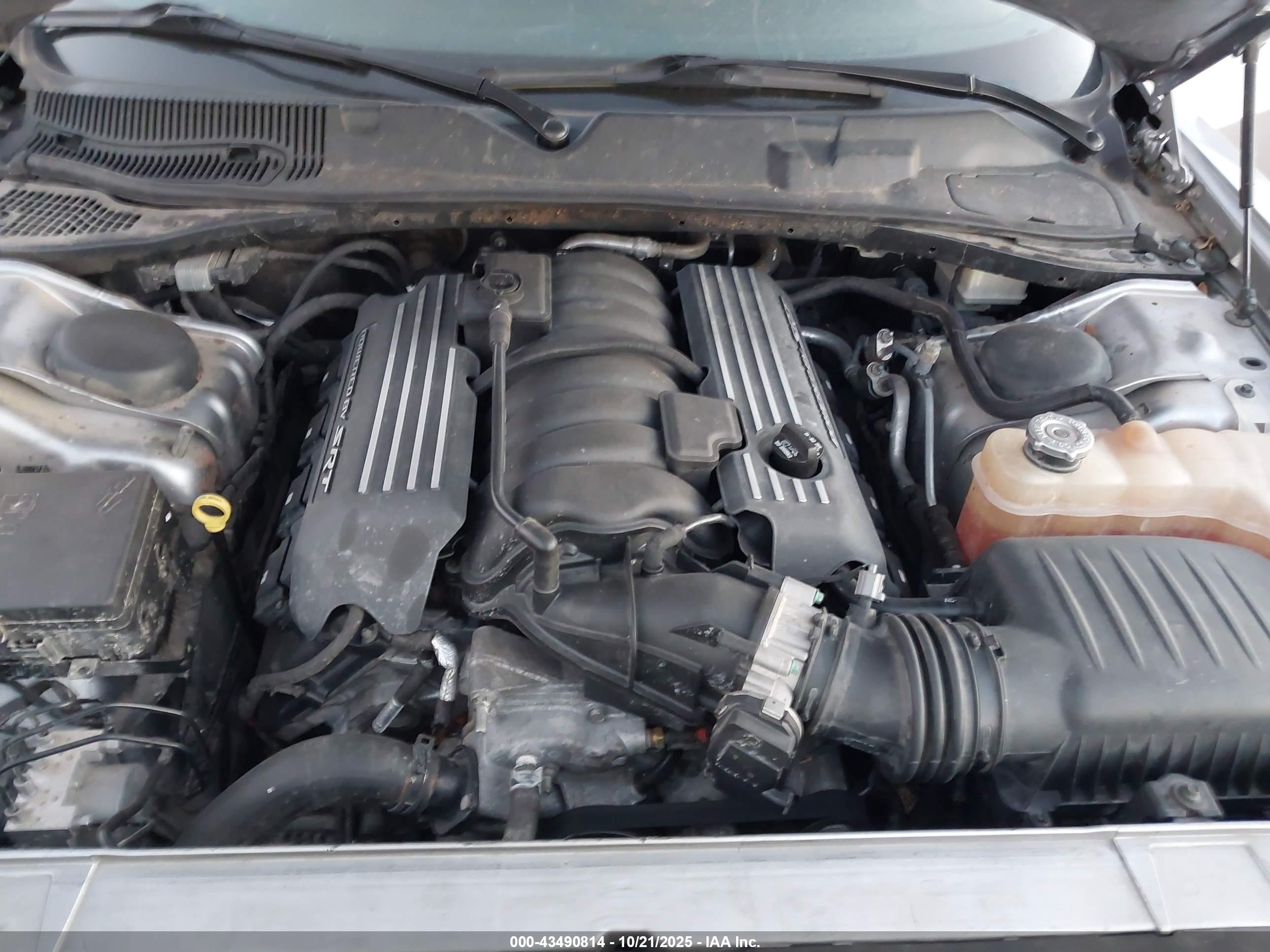 DODGE CHALLENGER image 10