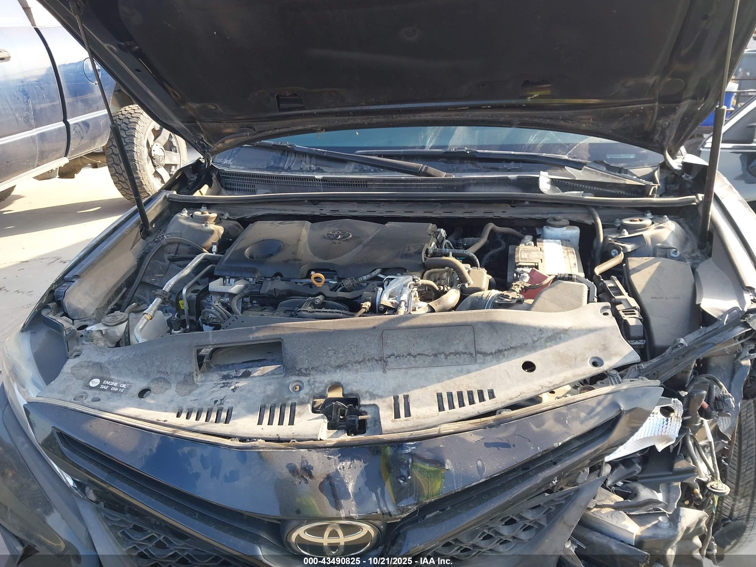 TOYOTA CAMRY image 10