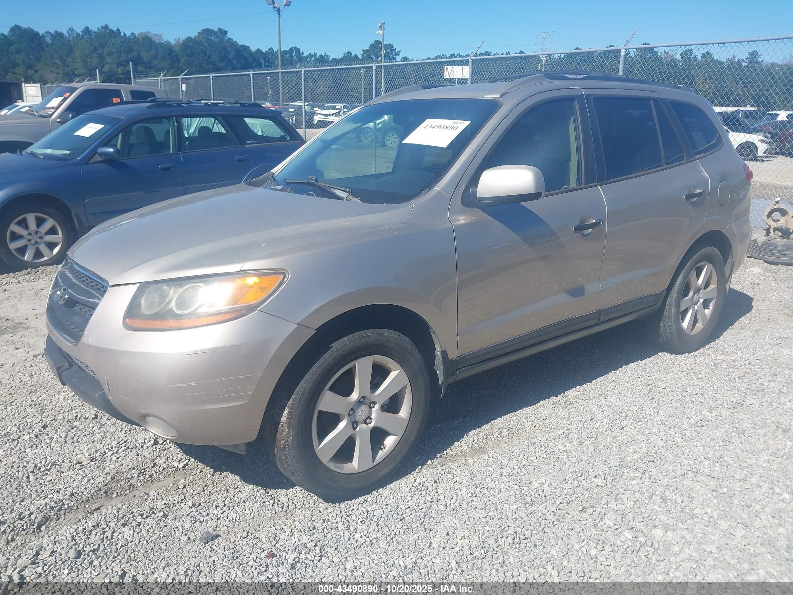 HYUNDAI SANTA image 2