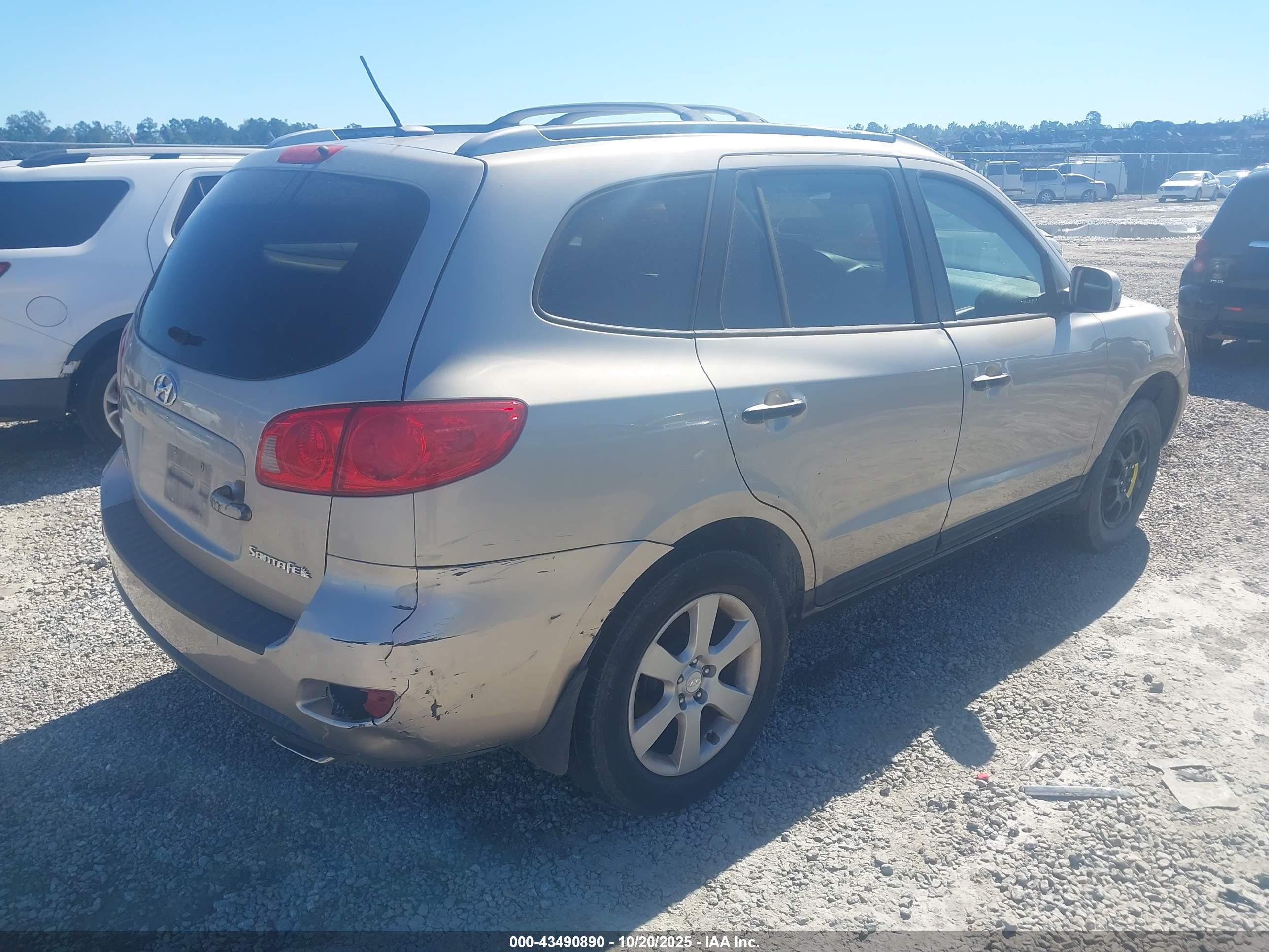 HYUNDAI SANTA image 4