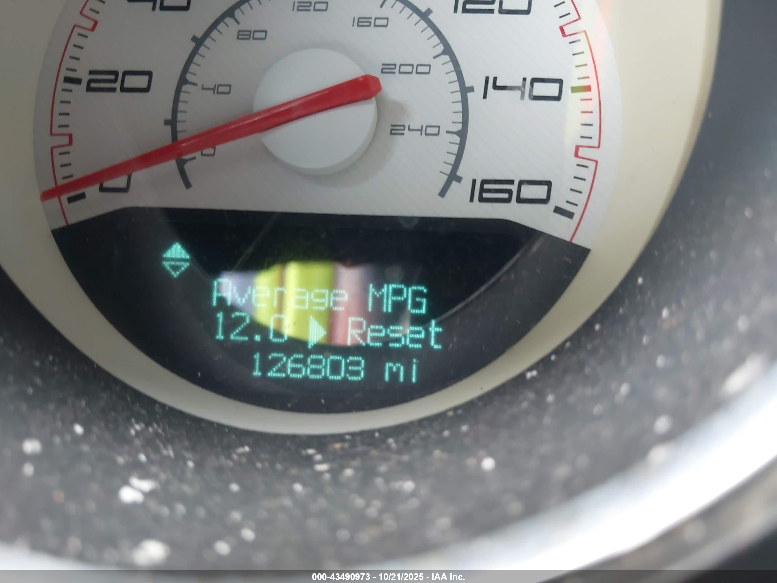 DODGE CHALLENGER image 7