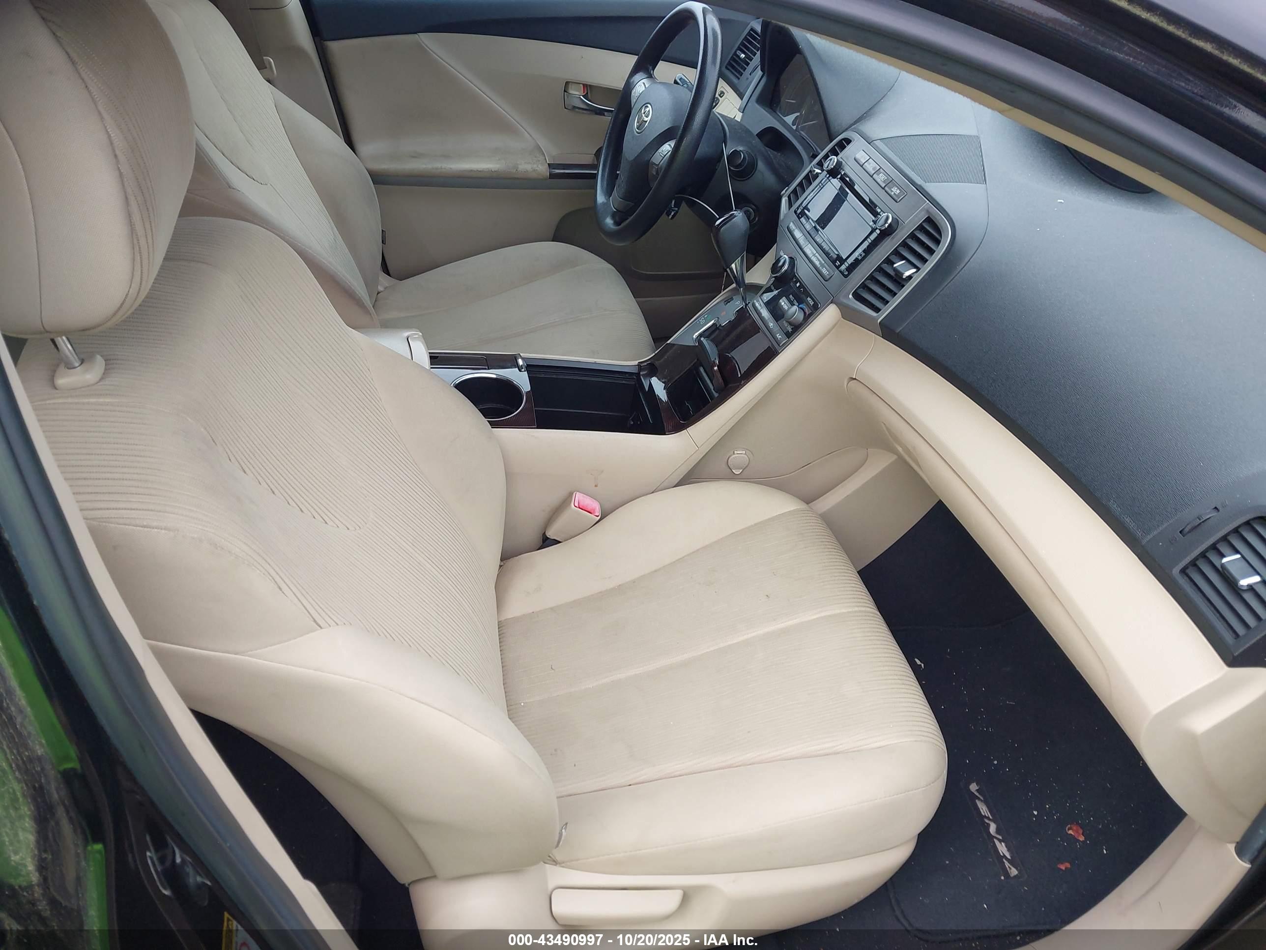 TOYOTA VENZA image 5