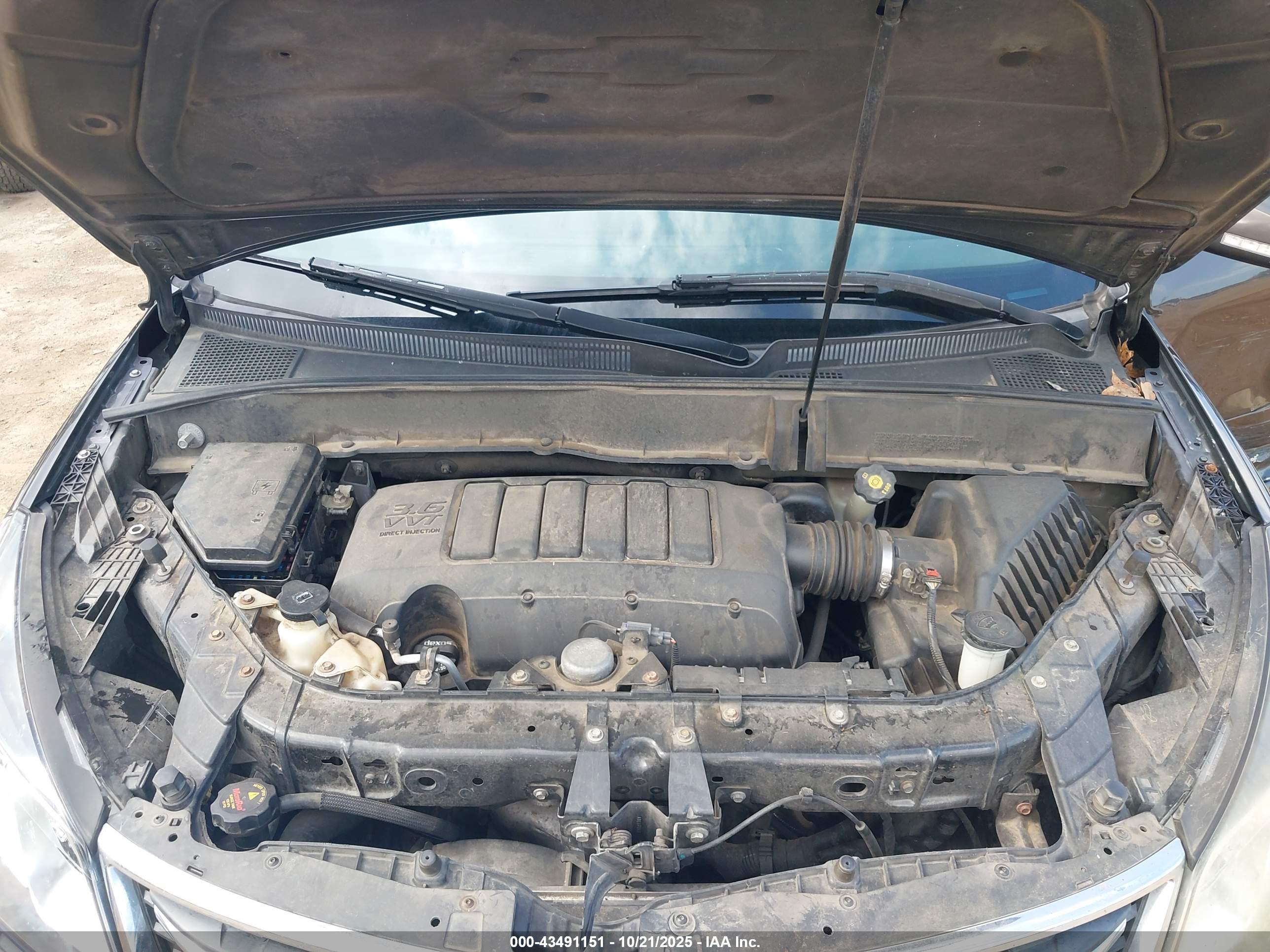 CHEVROLET TRAVERSE image 10