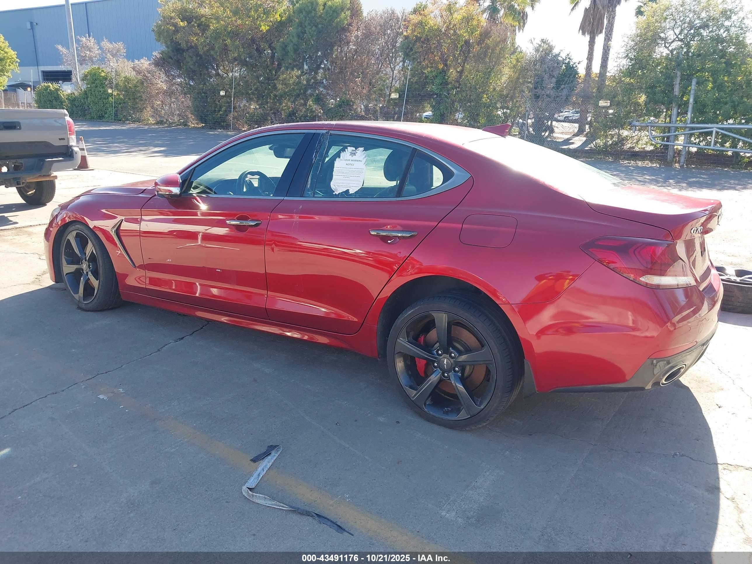 GENESIS G70 image 3