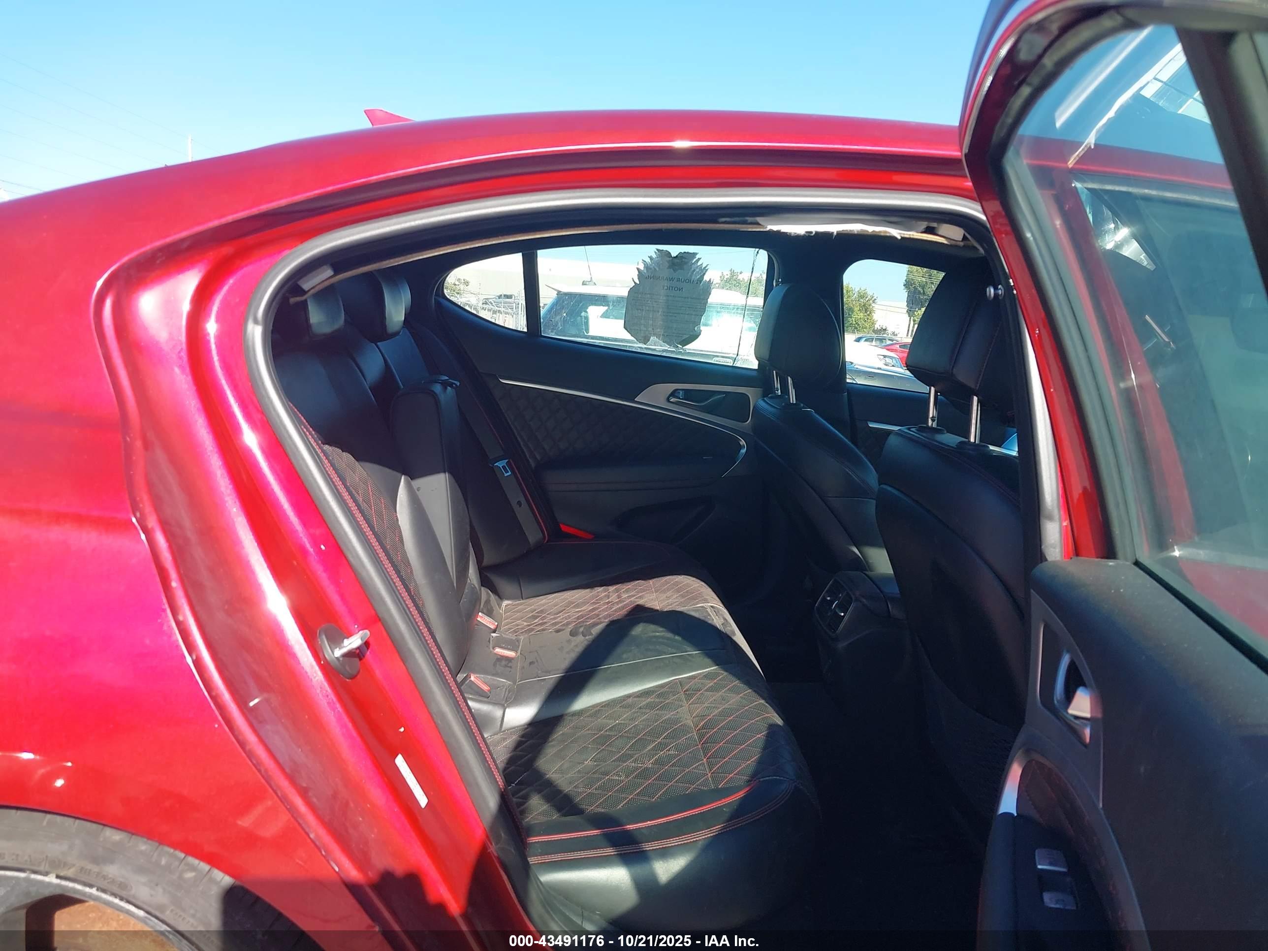 GENESIS G70 image 8
